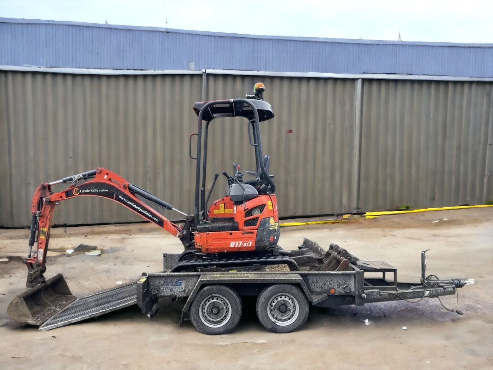 KUBOTA U17-3 MINI EXCAVATOR WITH M&E 2.7T PLANT TRAILER - Image 10 of 11