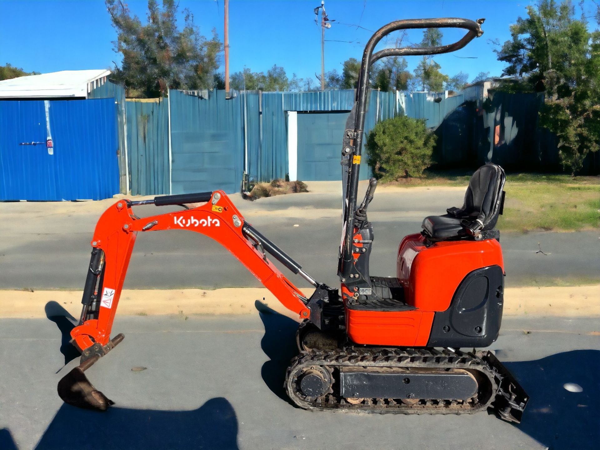 2017 KUBOTA K008-3 MICRO EXCAVATOR - LOW HOURS, HIGH PERFORMANCE - Image 3 of 10