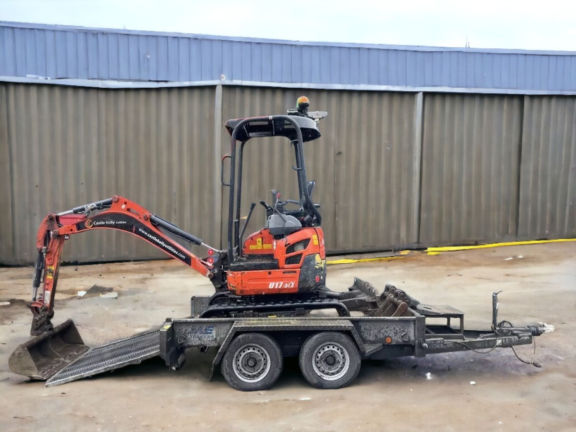 KUBOTA U17-3 MINI EXCAVATOR WITH M&E 2.7T PLANT TRAILER - Image 3 of 11