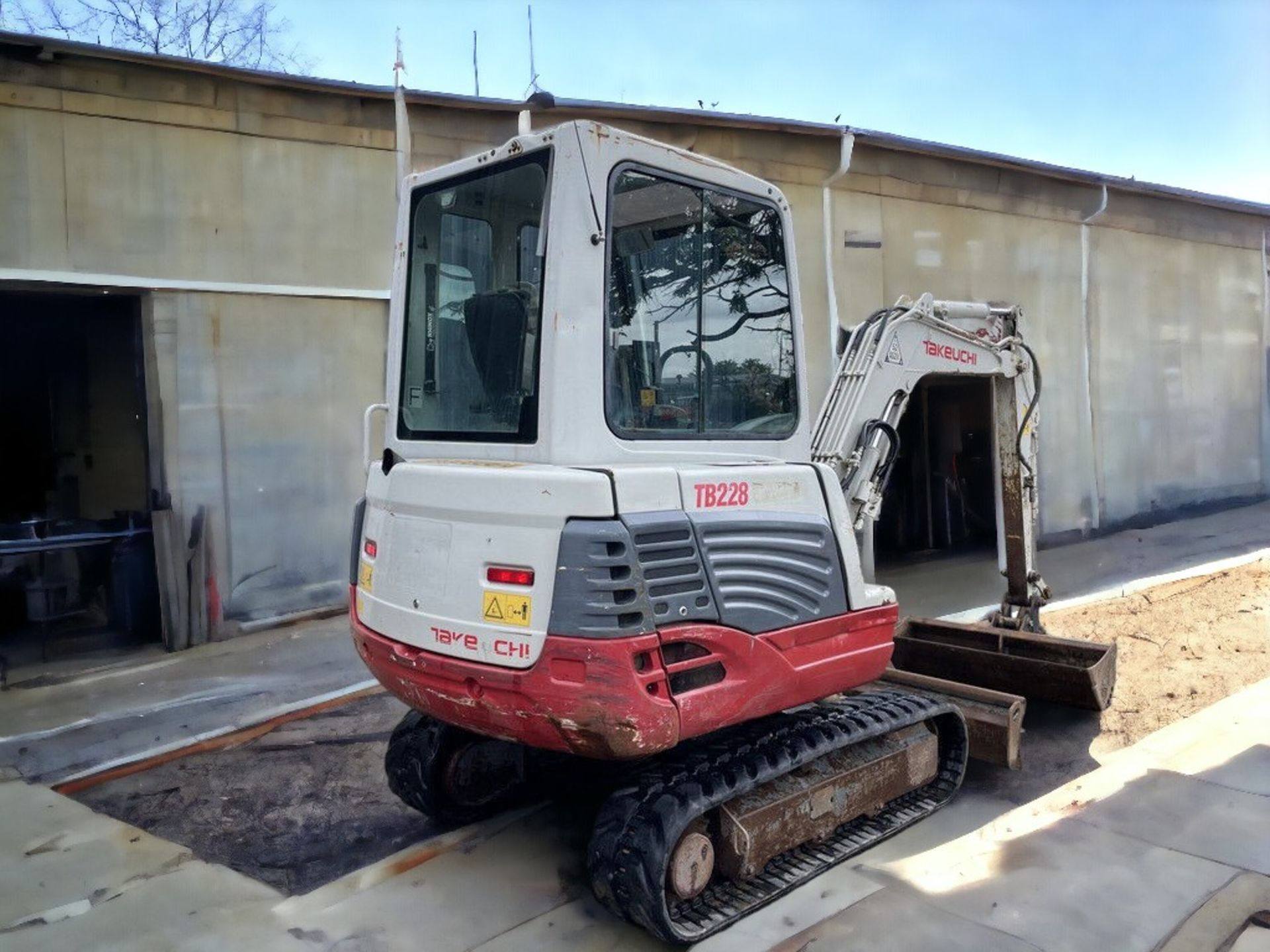 TAKEUCHI TB228 MINI EXCAVATOR - 2012" - Image 4 of 11