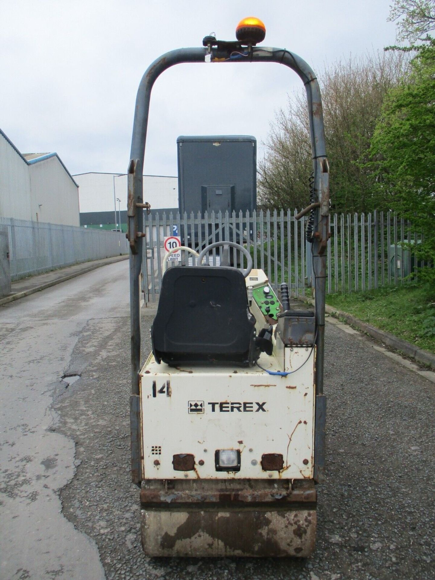 YEAR 2010 TEREX TV800 ROLLER - Image 7 of 11