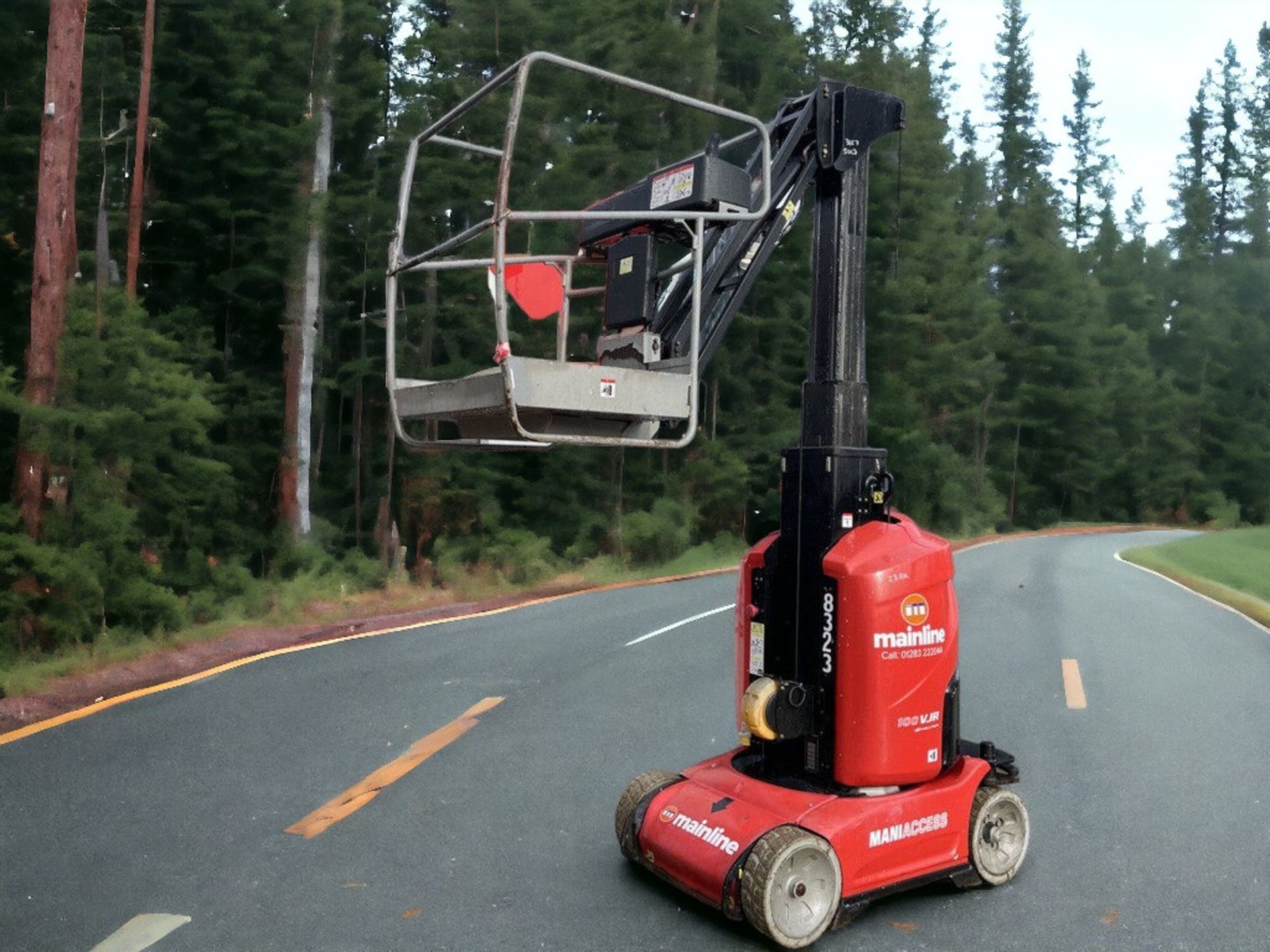 2014 MANITOU 100 VJR VERTICAL MAST LIFT - EFFICIENT, VERSATILE, AND RELIABLE - Image 9 of 9