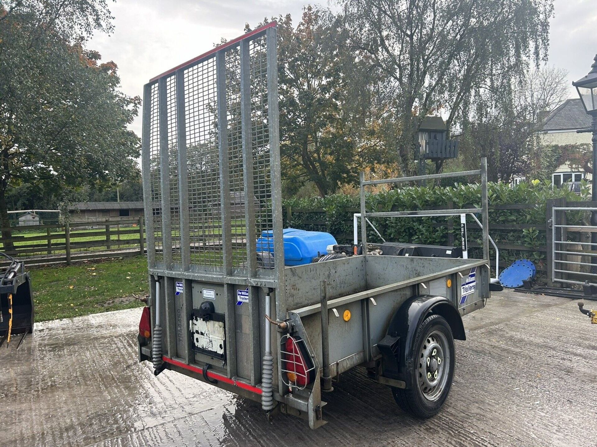 IFOR WILLIAMS GD84 SINGLE AXLE BRAKED TRAILER WITH HIGH DROP DOWN RAMP - Image 5 of 5