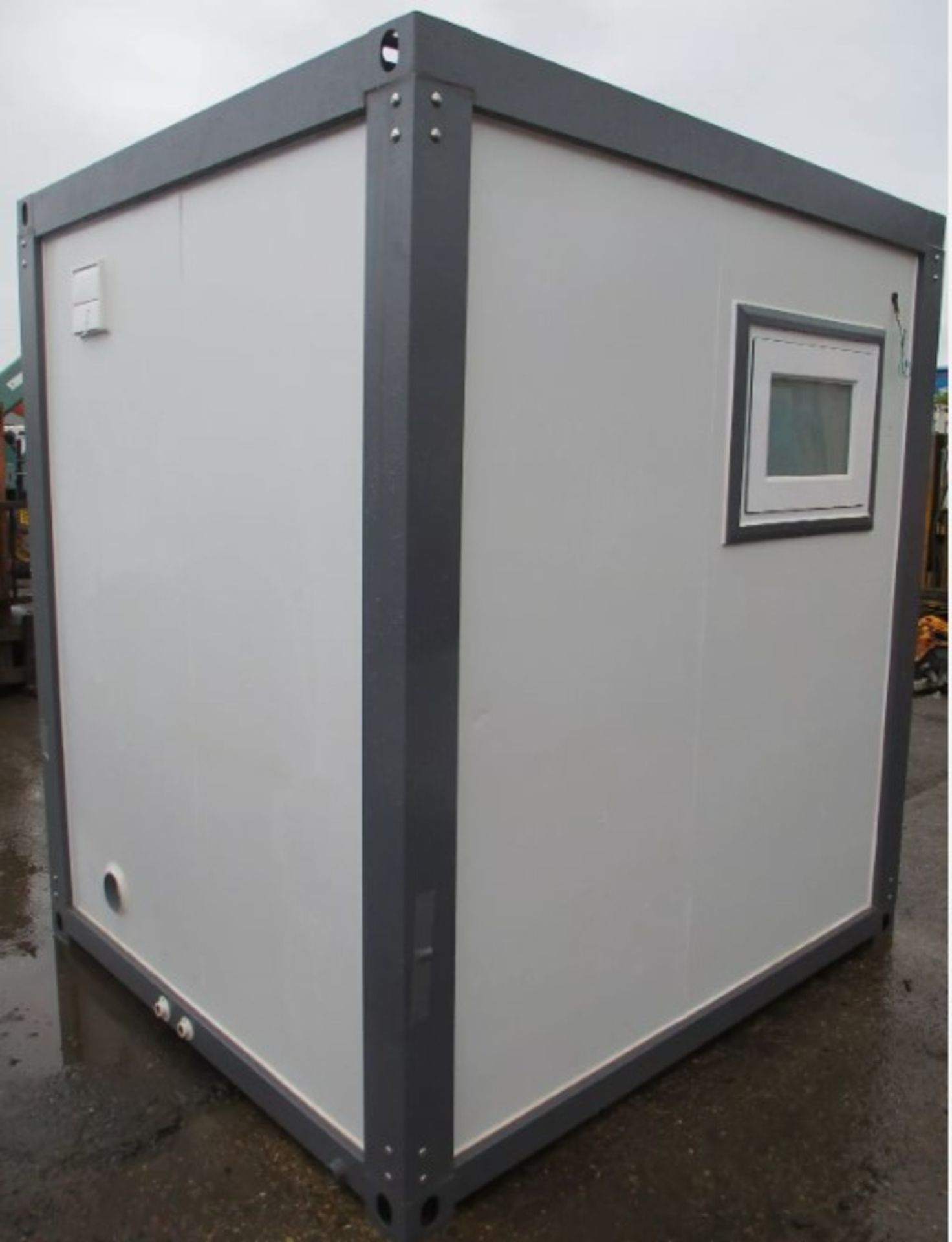 SHIPPING CONTAINER SHOWER/TOILET BLOCK - COMPACT AND CONVENIENT - Image 9 of 9