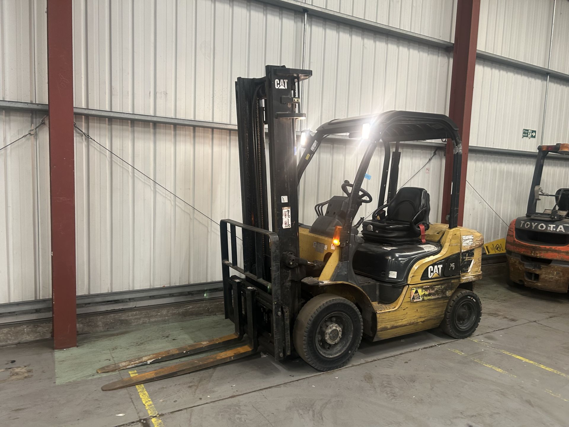 DIESEL FORKLIFTS CAT LIFT TRUCKS DP25N - Image 2 of 6