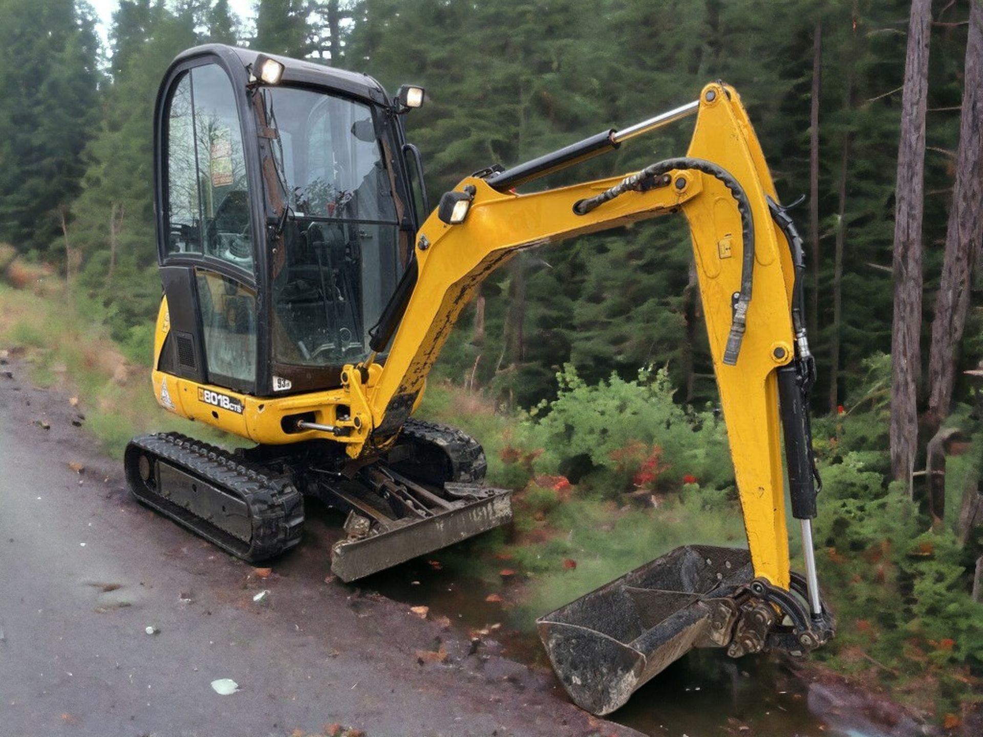 2016 JCB 8018 CTS MINI EXCAVATOR - LOW HOURS, HIGH PERFORMANCE!