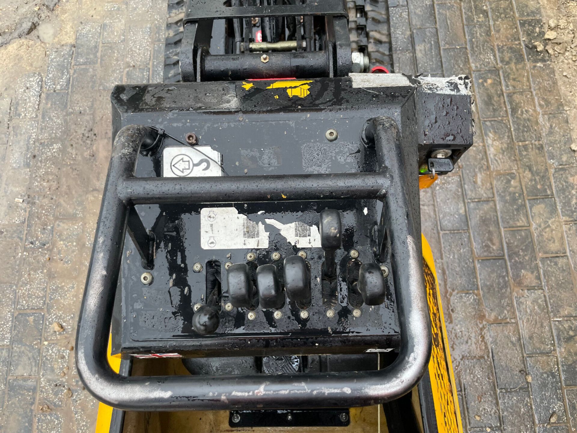 2018 JCB DUMPSTER HTD5 TRACKED MINI DUMPER - Image 7 of 9