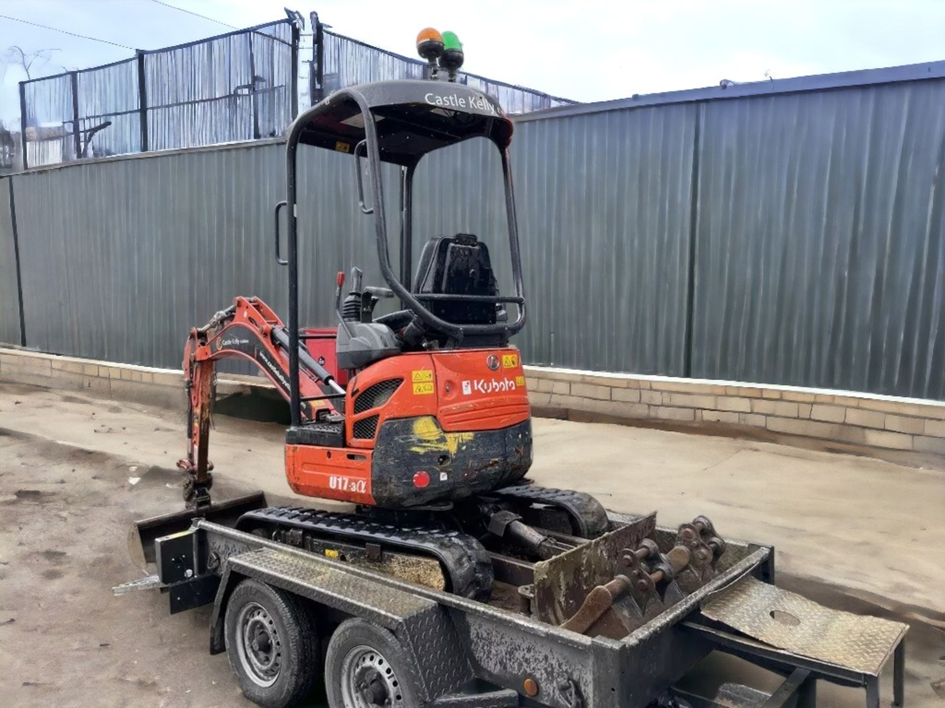 KUBOTA U17-3 MINI EXCAVATOR WITH M&E 2.7T PLANT TRAILER - Image 11 of 11