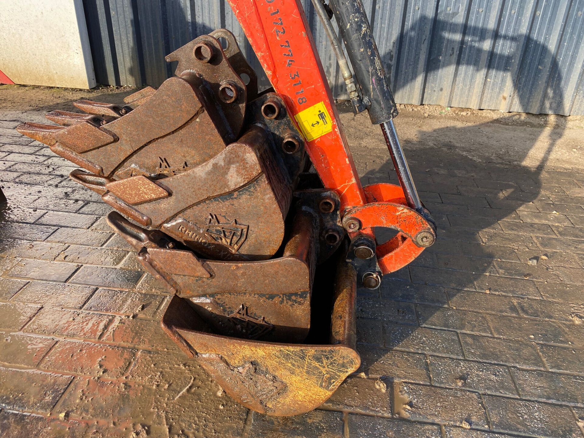 2018 KUBOTA K008-3 MICRO EXCAVATOR - LOW HOURS, HIGH PERFORMANCE - Bild 8 aus 12