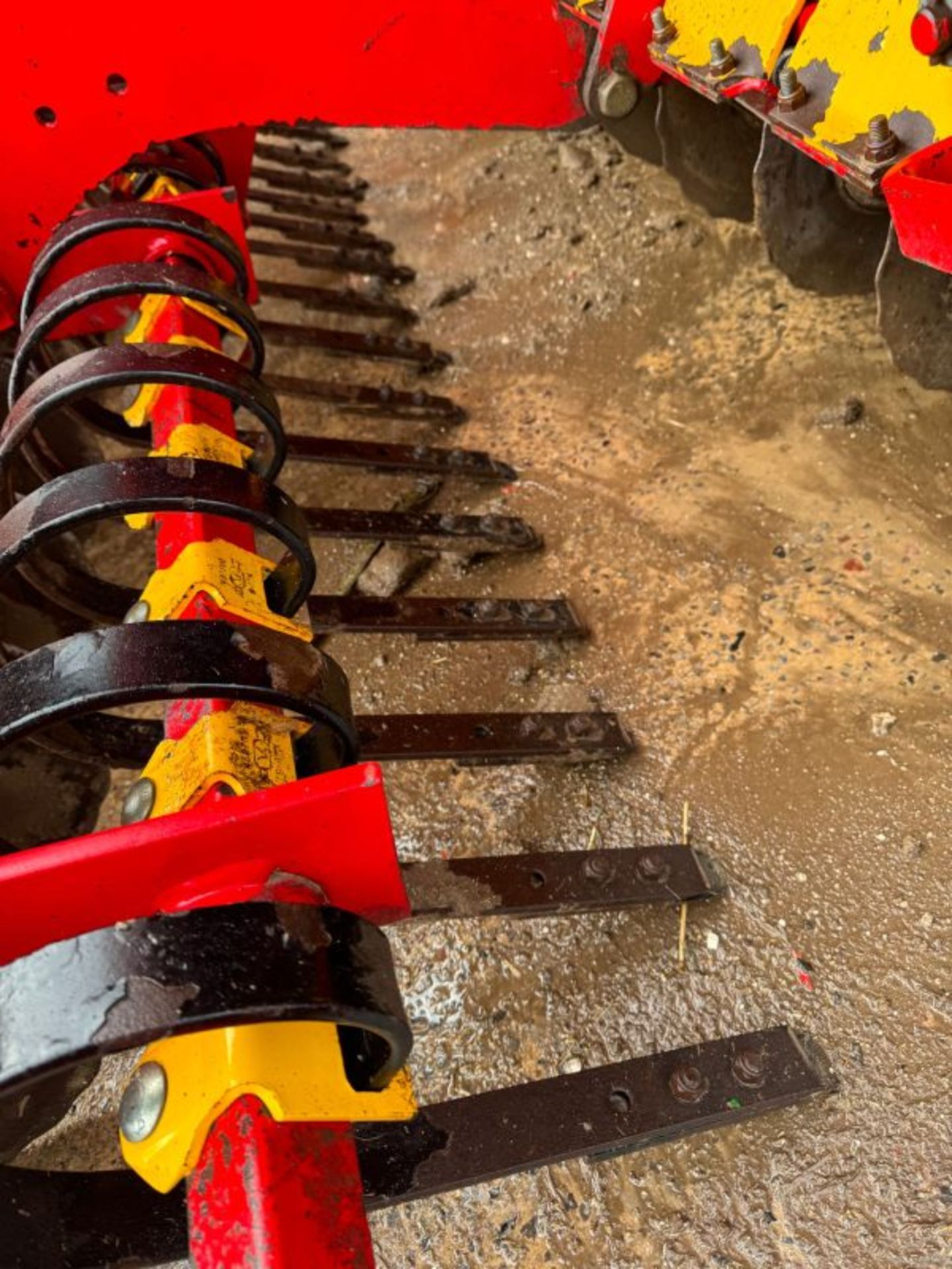 VADERSTAD RAPID 300, 3M TRAILED DRILL - ACCELERATE YOUR SEEDING OPERATIONS - Image 6 of 7