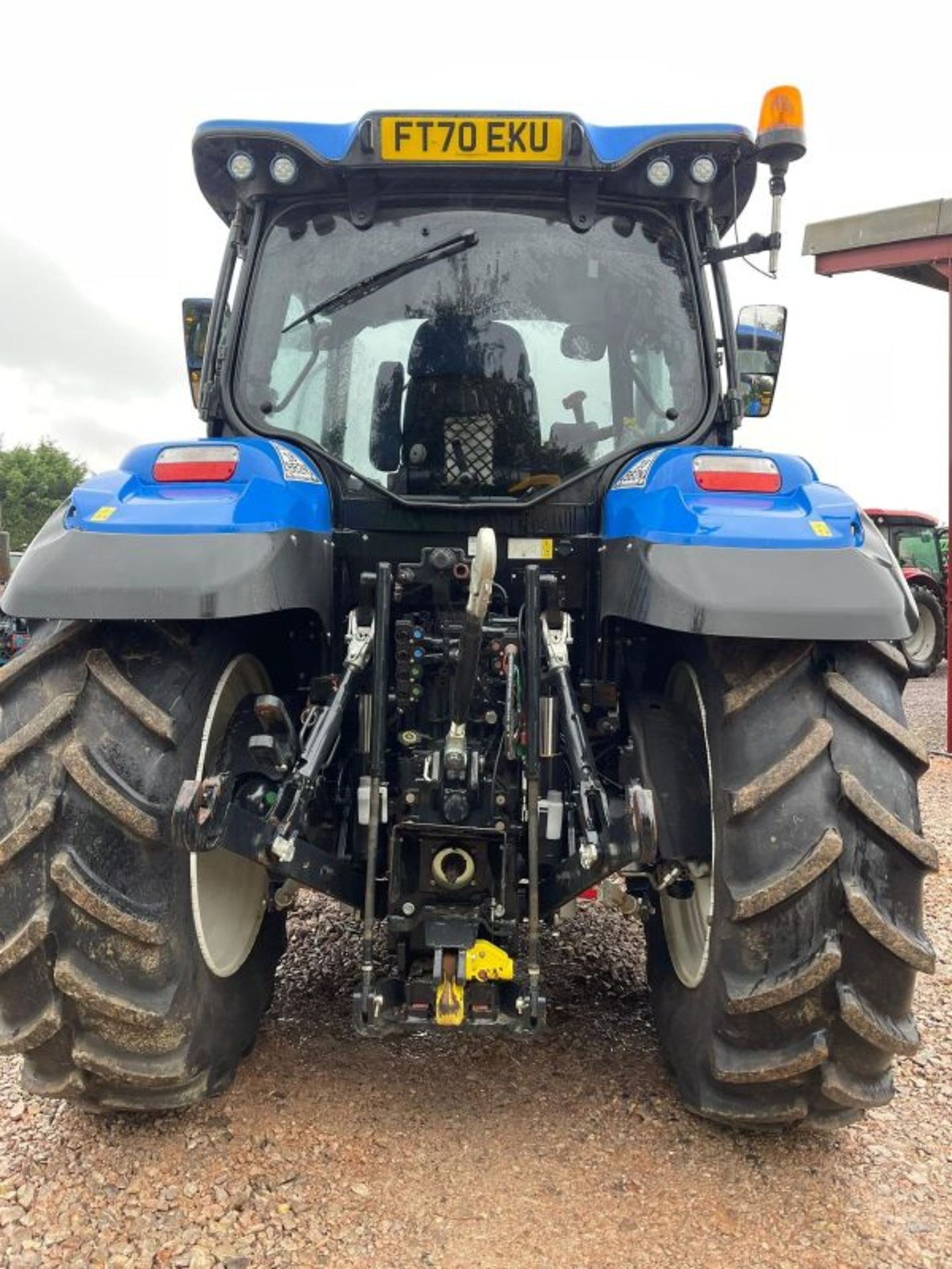 NEW HOLLAND T6.145 TRACTOR - Image 8 of 11