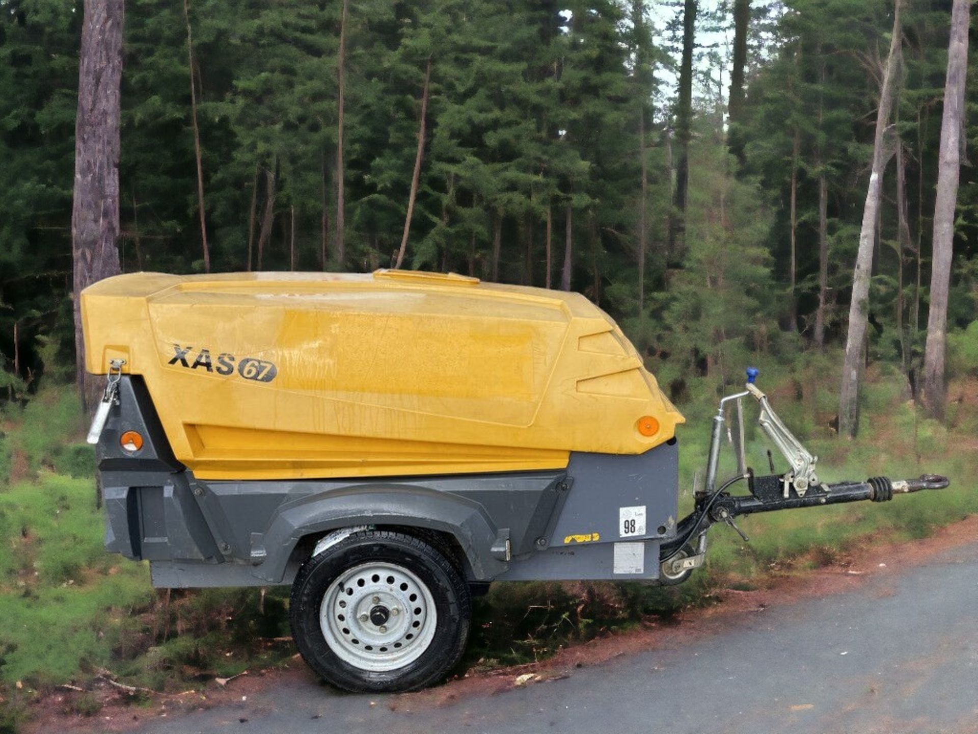 2013 ATLAS COPCO XAS67 COMPRESSOR