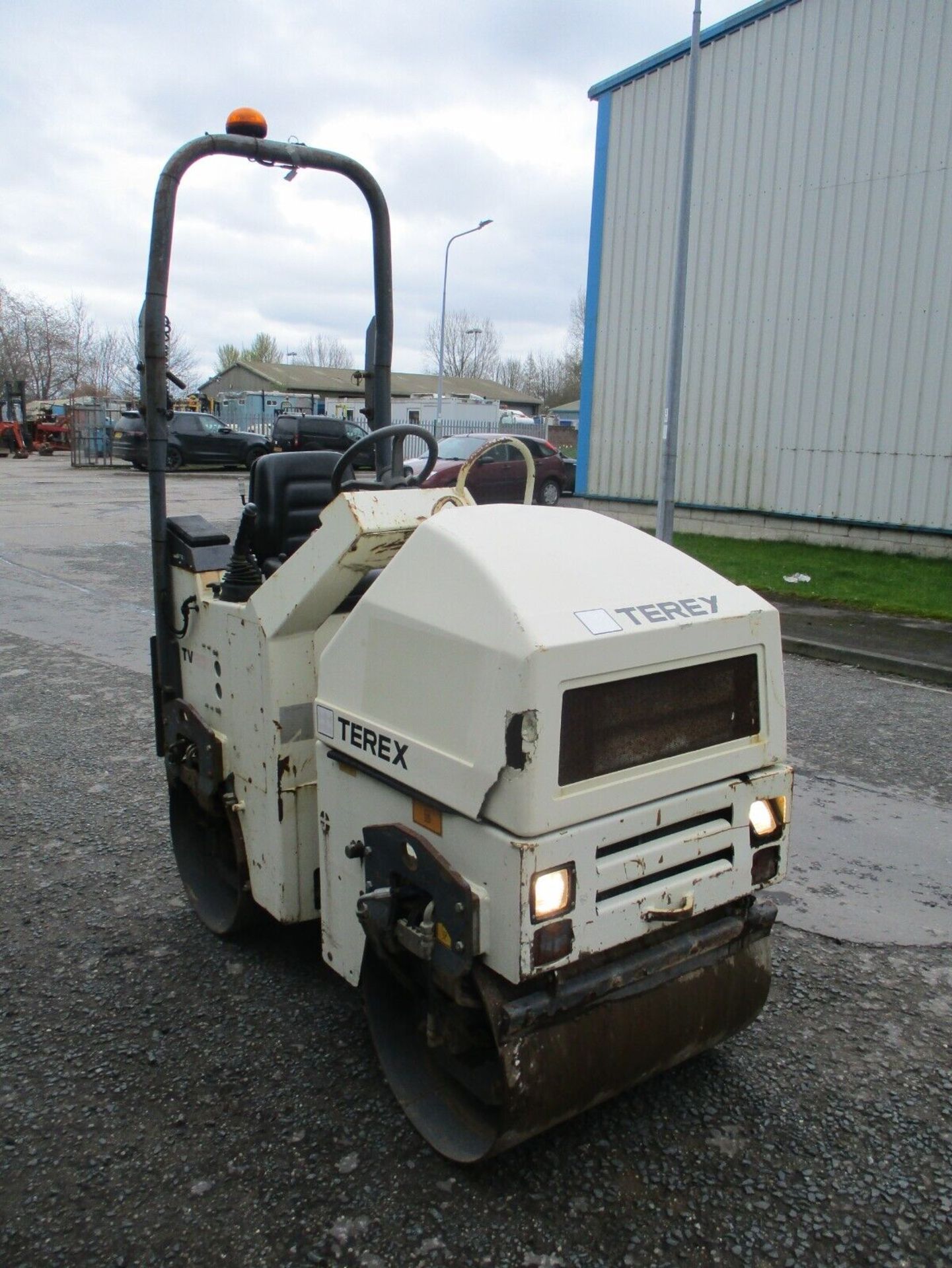 YEAR 2010 TEREX TV800 ROLLER - Image 4 of 11