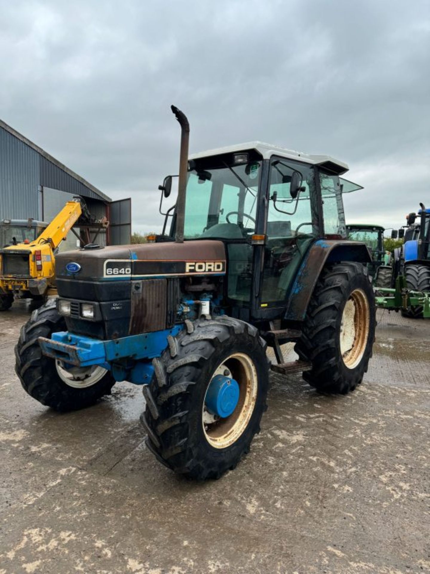 RELIABLE FORD 6640 SL TRACTOR READY FOR ACTION! - Image 3 of 12