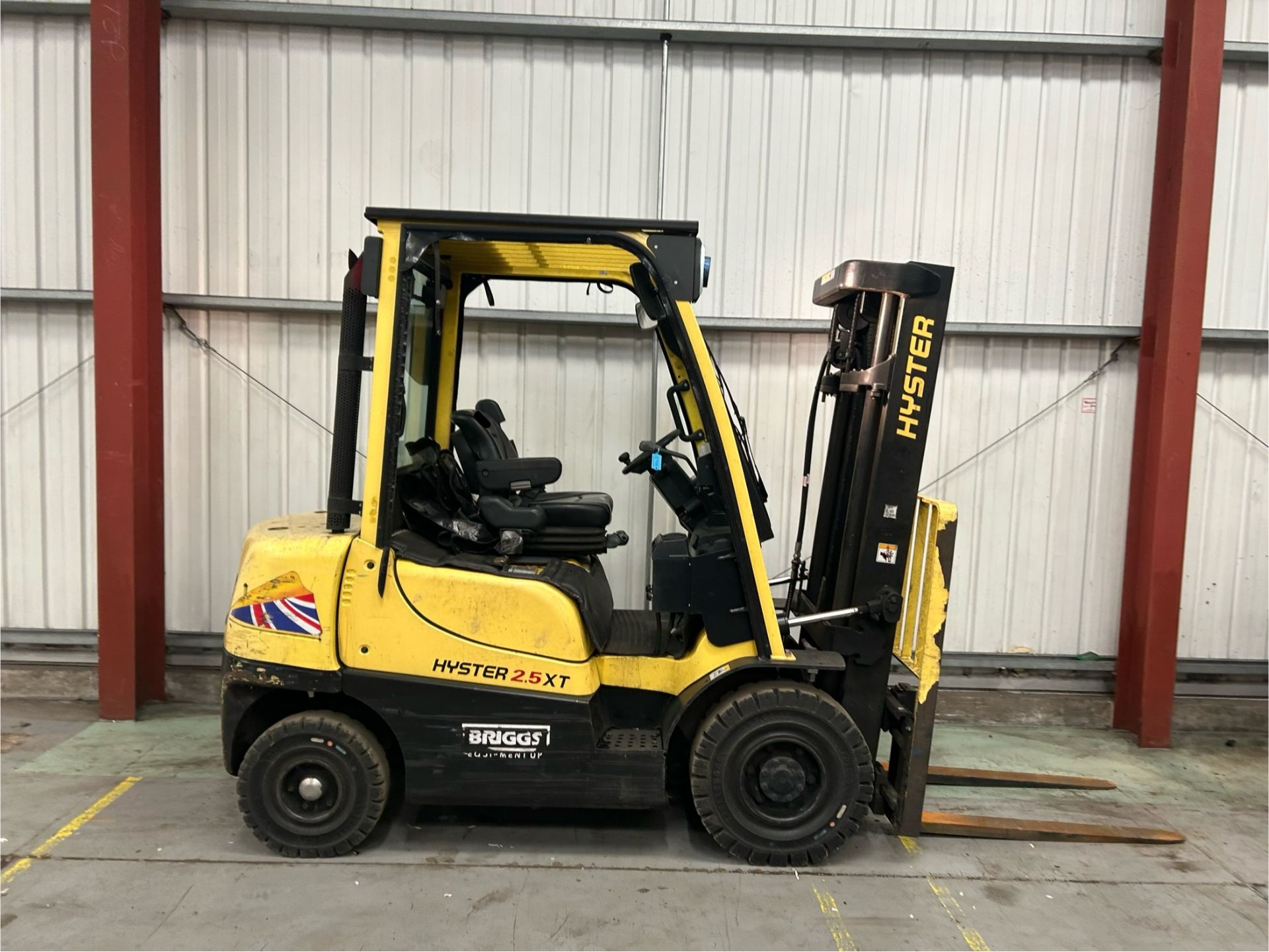 HYSTER H2.5XT DIESEL FORKLIFT -