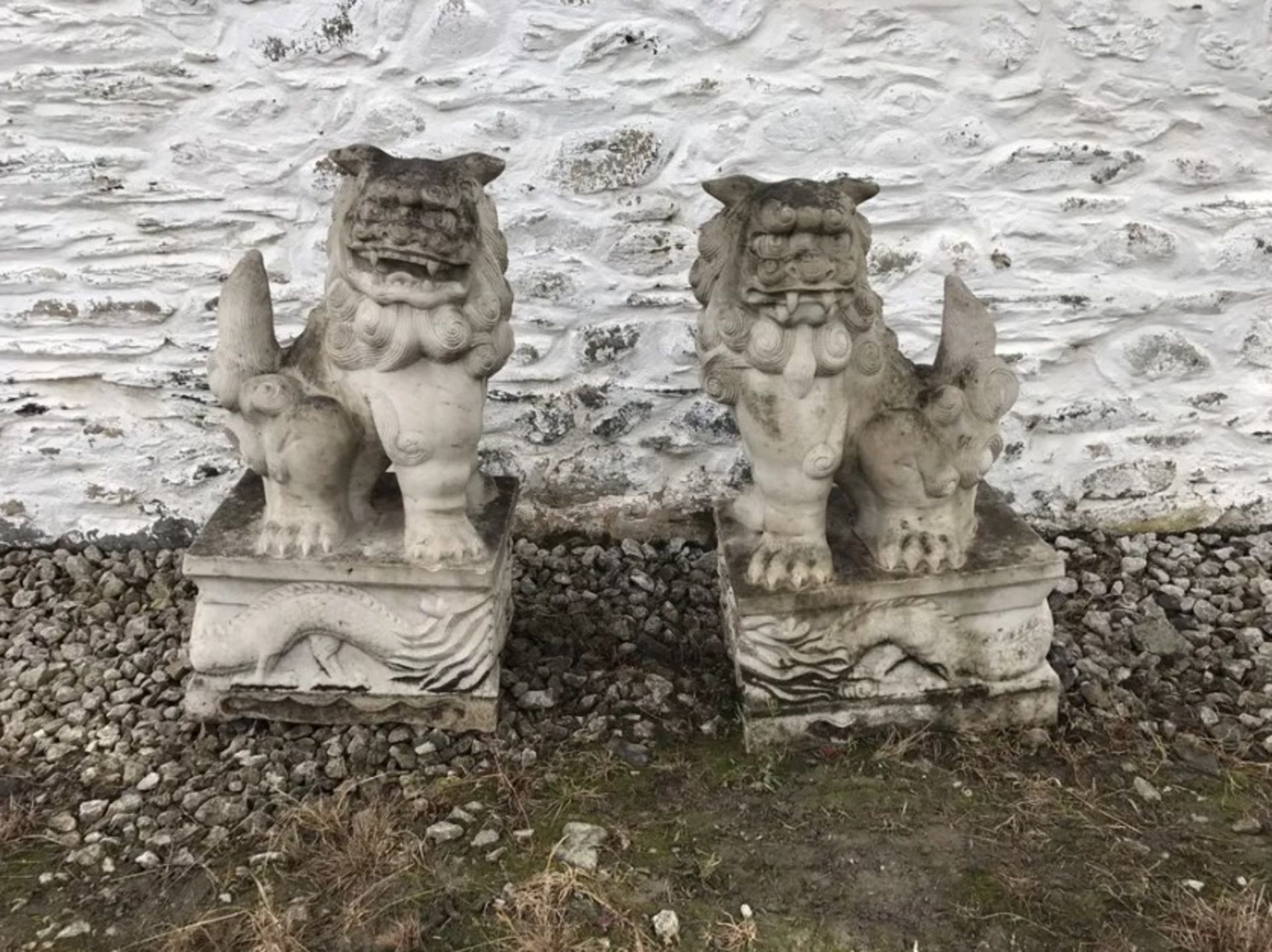 EXQUISITE PAIR OF CHINESE FOO DOGS: MAJESTIC GUARDIANS IN SOLID GRANITE/MARBLE!