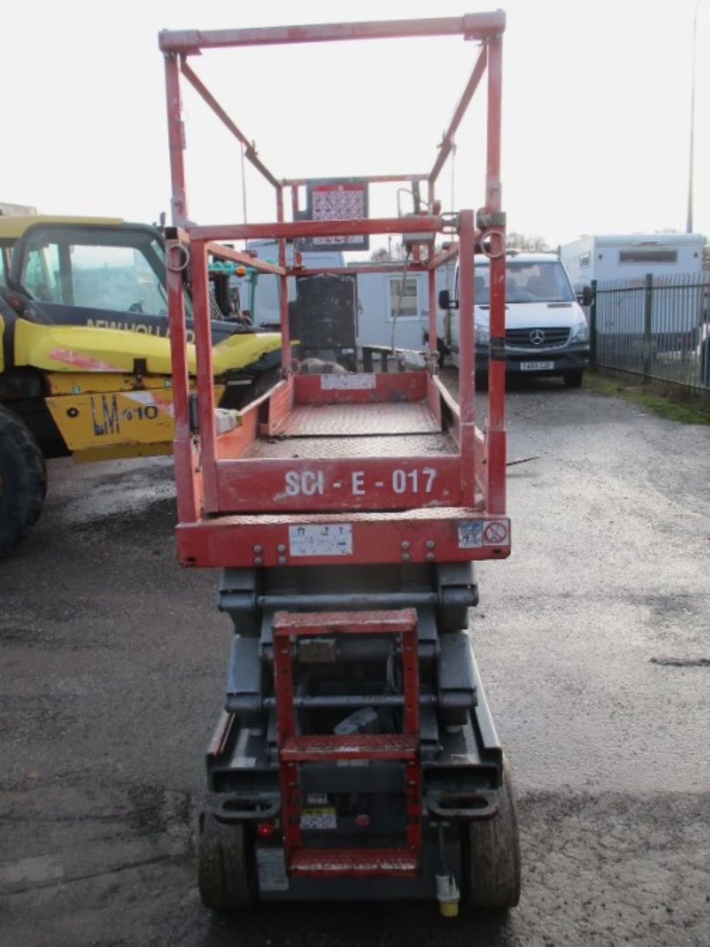 2012 SKYJACK SJ3226 CHERRY PICKER - ELEVATE YOUR WORK TO NEW HEIGHTS - Image 9 of 11