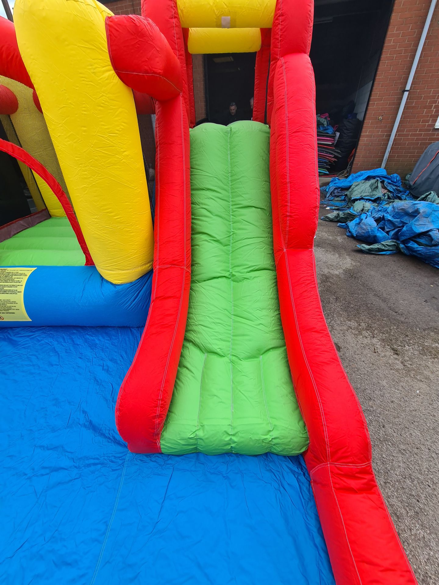 BRAND NEW - KIDS BLOW-UP WET & DRY BOUNCY PLAY AREA - NEW - Bild 8 aus 14