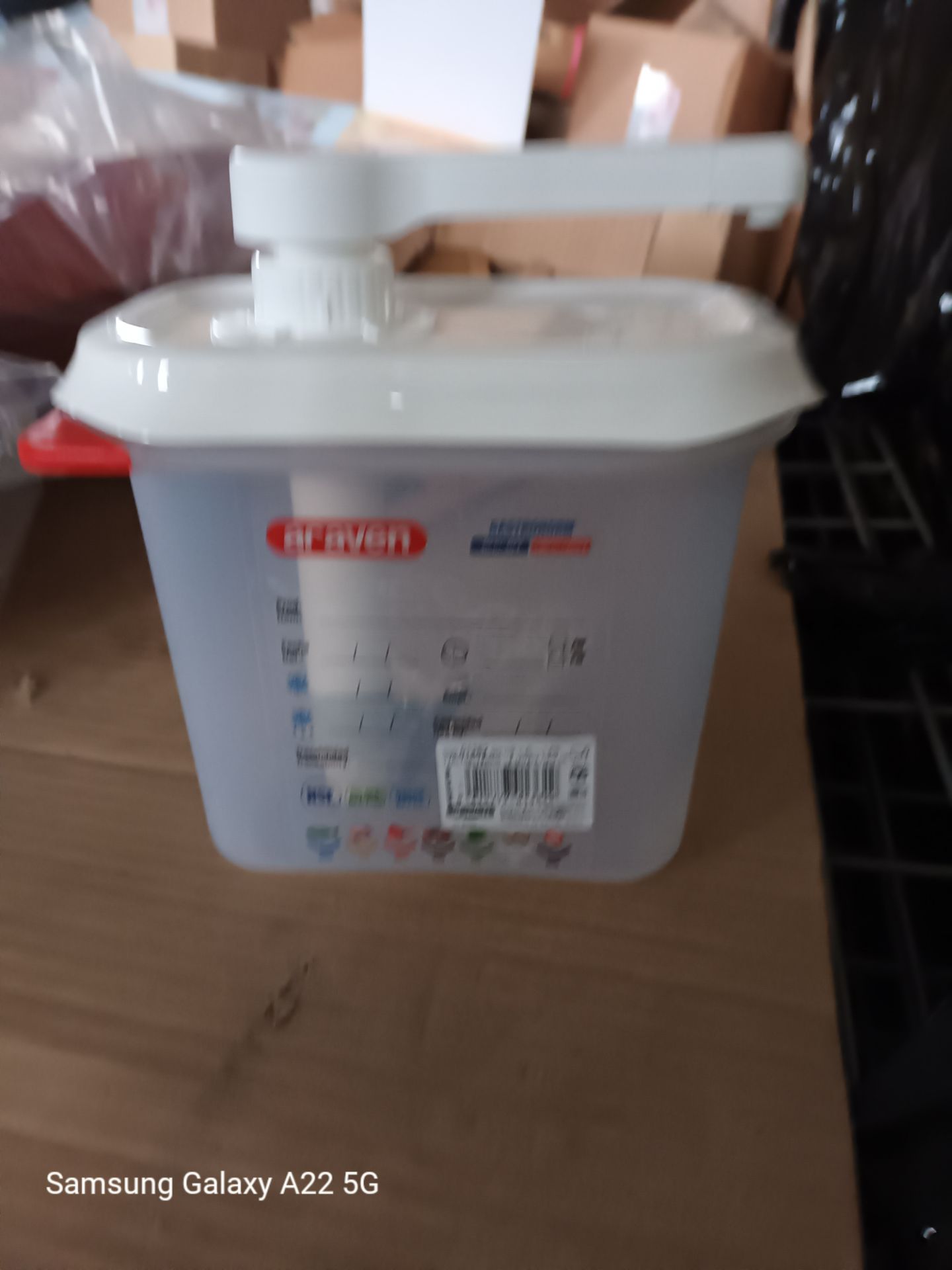 PALLET OF 162 X ARAVEN 1.5L CAPACITY SAUCE PUMP DISPENSER - Image 2 of 2