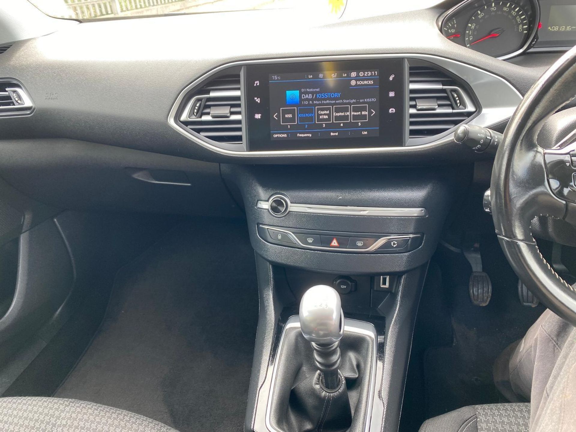 >>--NO VAT ON HAMMER--<< 2019 PEUGEOT 308 1.5 BLUE HDI S/S SW ACTIVE ESTATE EURO 6(ONLY 81K MILEAS) - Image 10 of 15