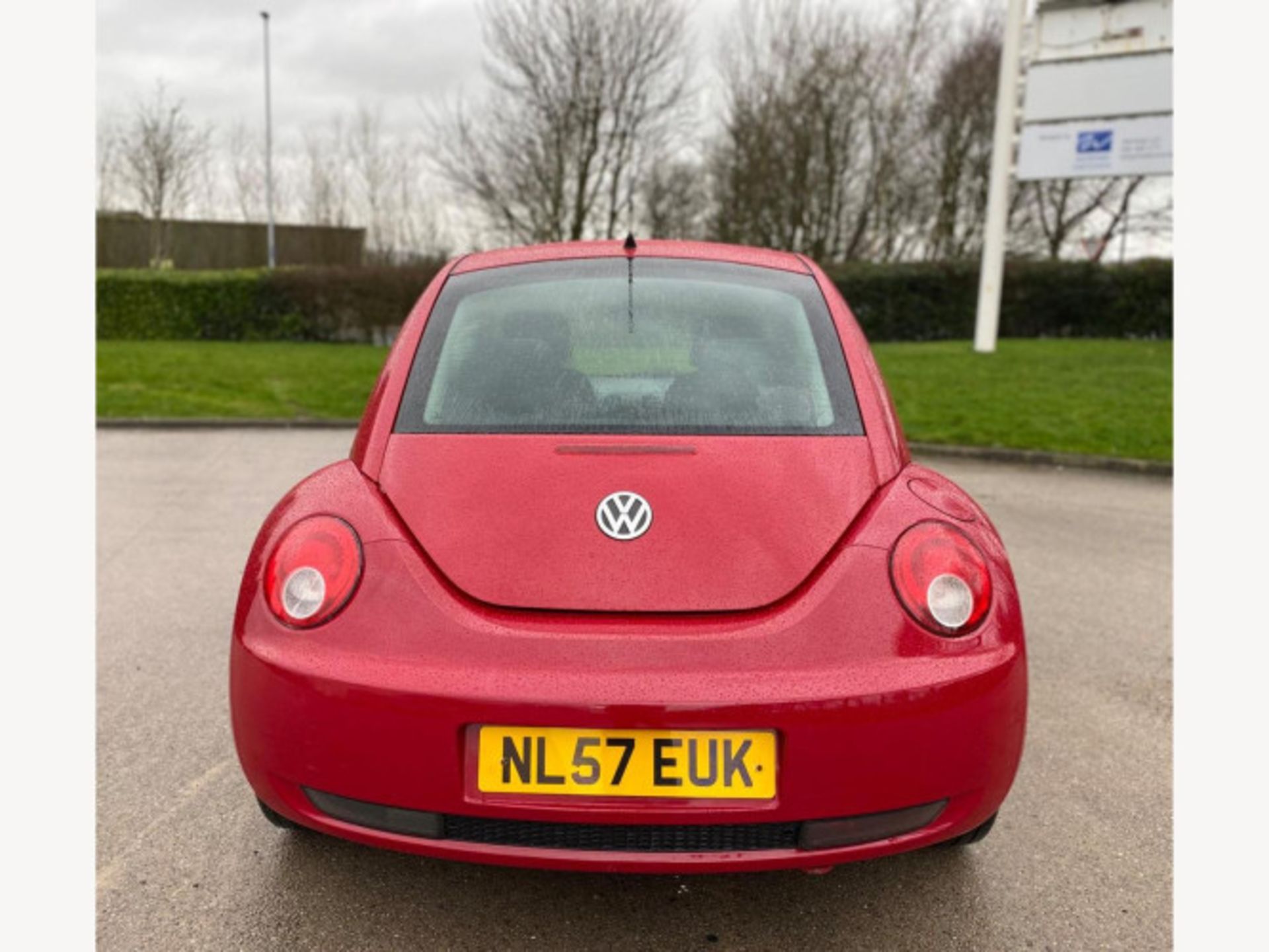 VOLKSWAGEN BEETLE 1.4 16V LUNA EURO 4 3DR - STYLE, PERFORMANCE, >>--NO VAT ON HAMMER--<< - Image 7 of 100