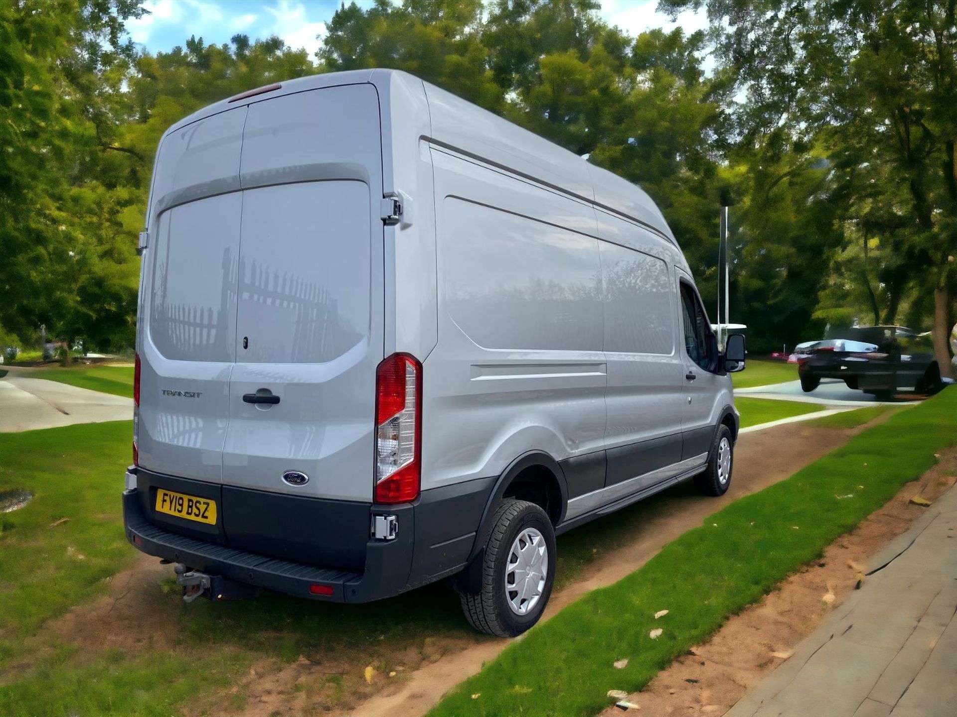 2019 FORD TRANSIT 2.0 130 RWD TDCI ECOBLUE L4H3 EURO 6 TREND >>--NO VAT ON HAMMER--<< - Image 7 of 15