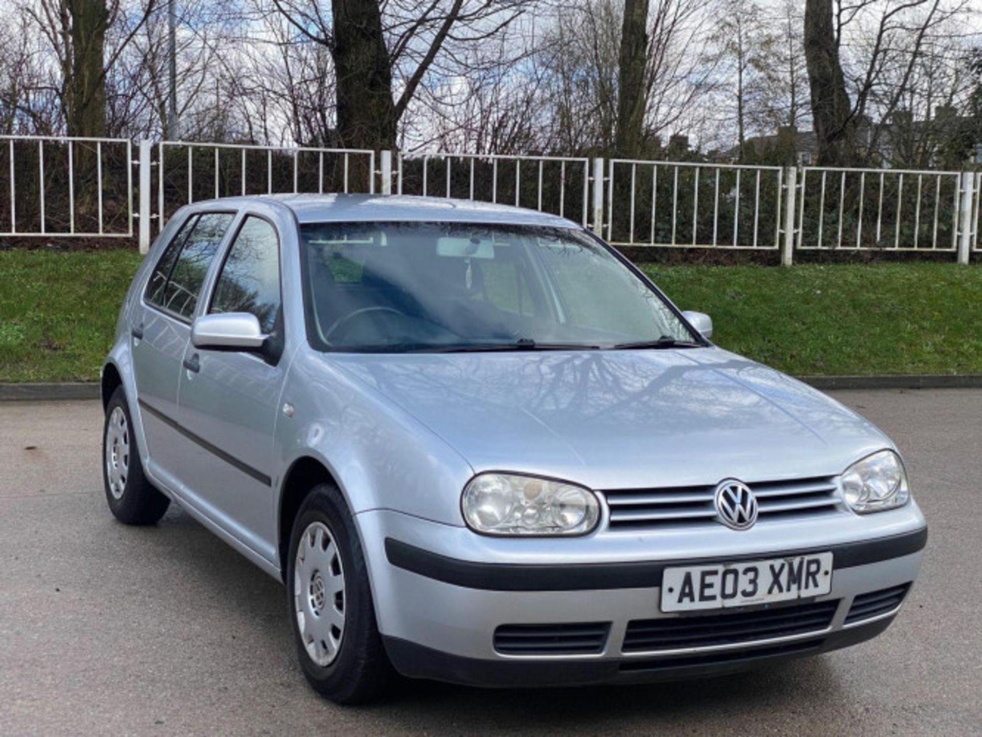 VOLKSWAGEN GOLF 1.6 PETROL SE 5DR AUTOMATIC: ELEVATE YOUR JOURNEY >>--NO VAT ON HAMMER--<< - Image 70 of 71