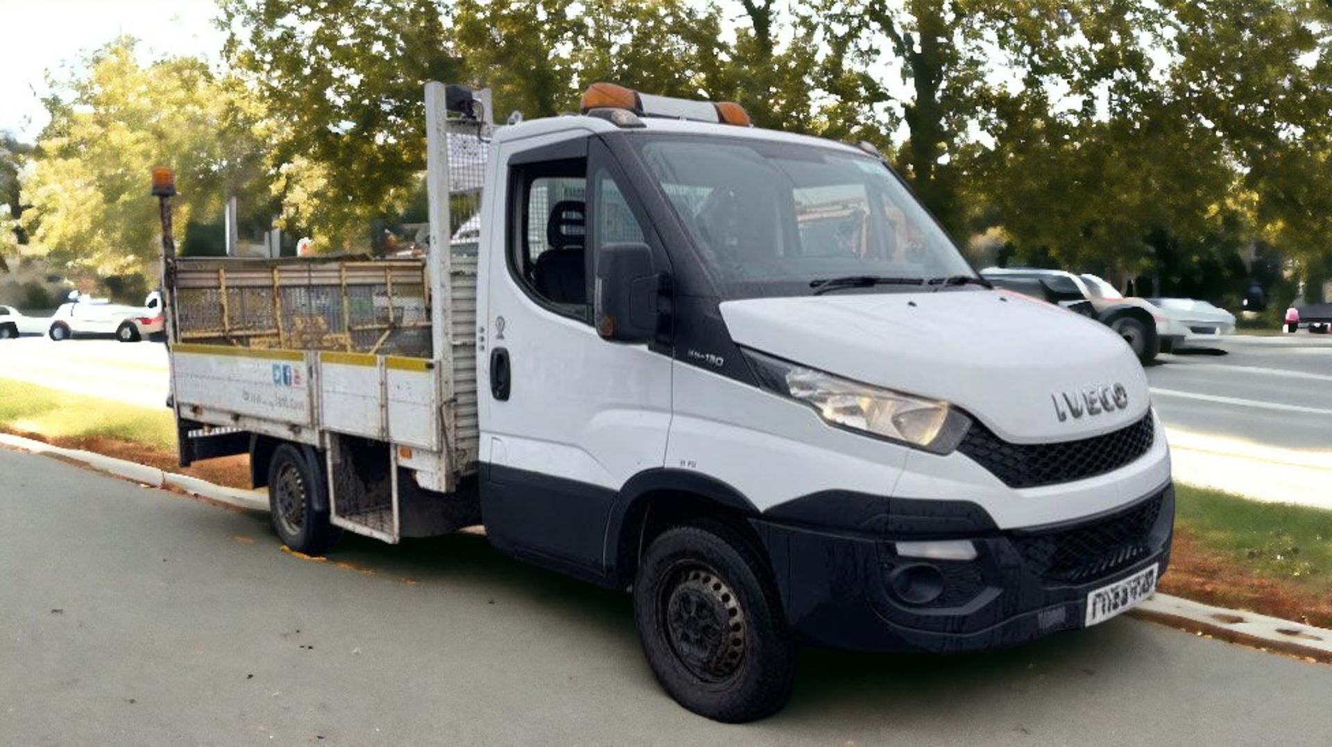 2015 IVECO DAILY DROPSIDE TRUCK - Image 2 of 11