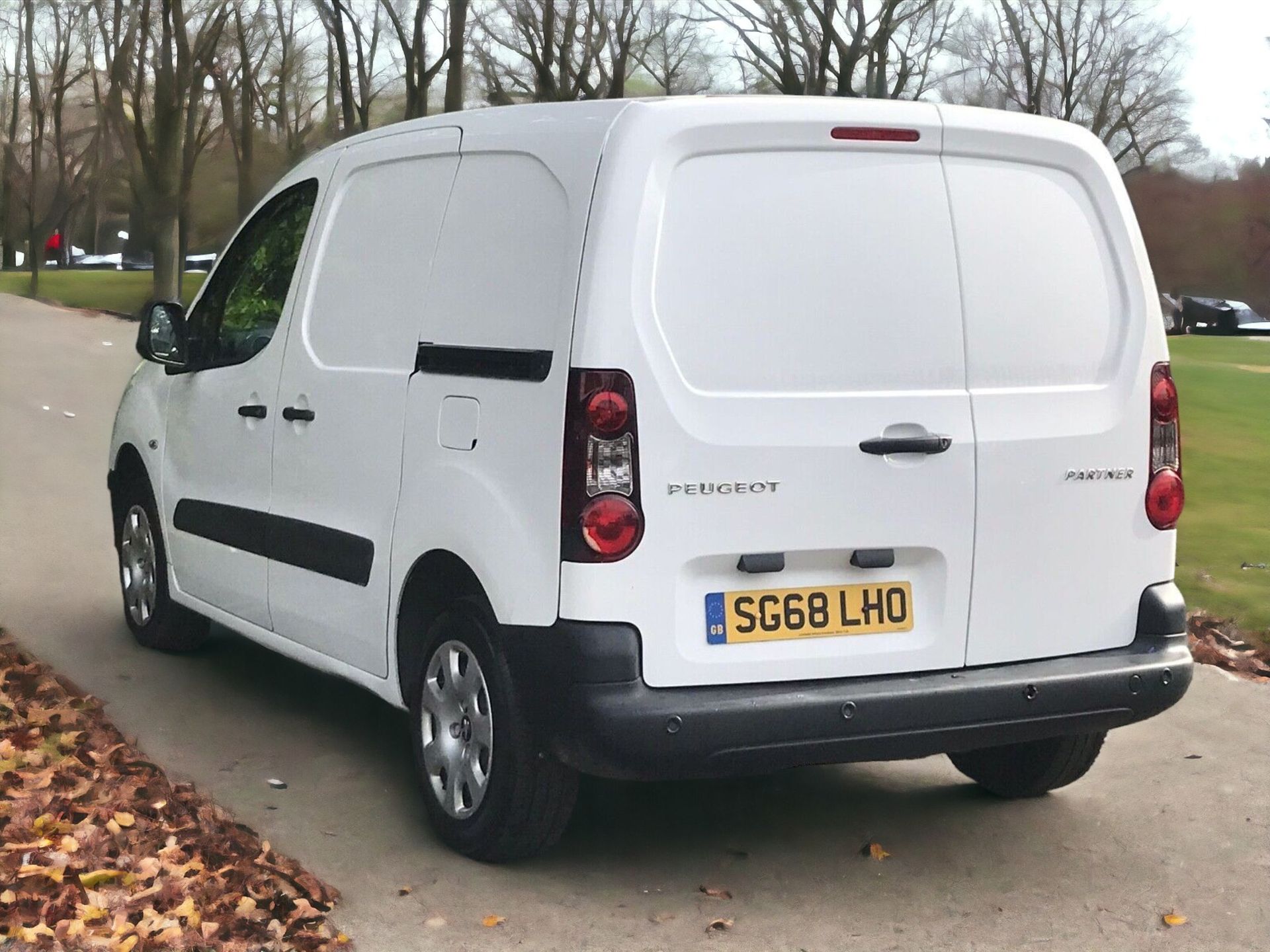 2018/68 PEUGEOT PARTNER L1 1.6 BLUEHDI 100 850 PROFESSIONAL VAN >>--NO VAT ON HAMMER--<< - Image 2 of 12