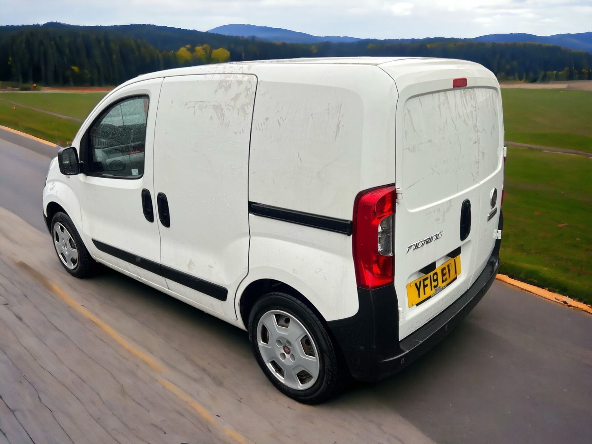 **SPARES OR REAPIRS** 2019 FIAT FIORINO SX 1.3 HDI VAN - YOUR RELIABLE BUSINESS COMPANION - Image 3 of 11
