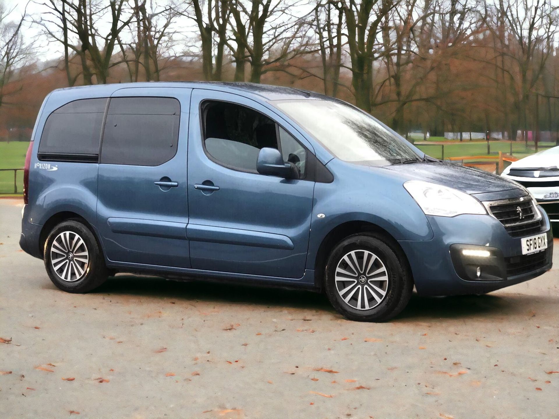 EXCEPTIONAL 2018/18 PEUGEOT PARTNER ACTIVE WHEELCHAIR ACCESSIBLE VEHICLE >>--NO VAT ON HAMMER--<< - Image 6 of 14
