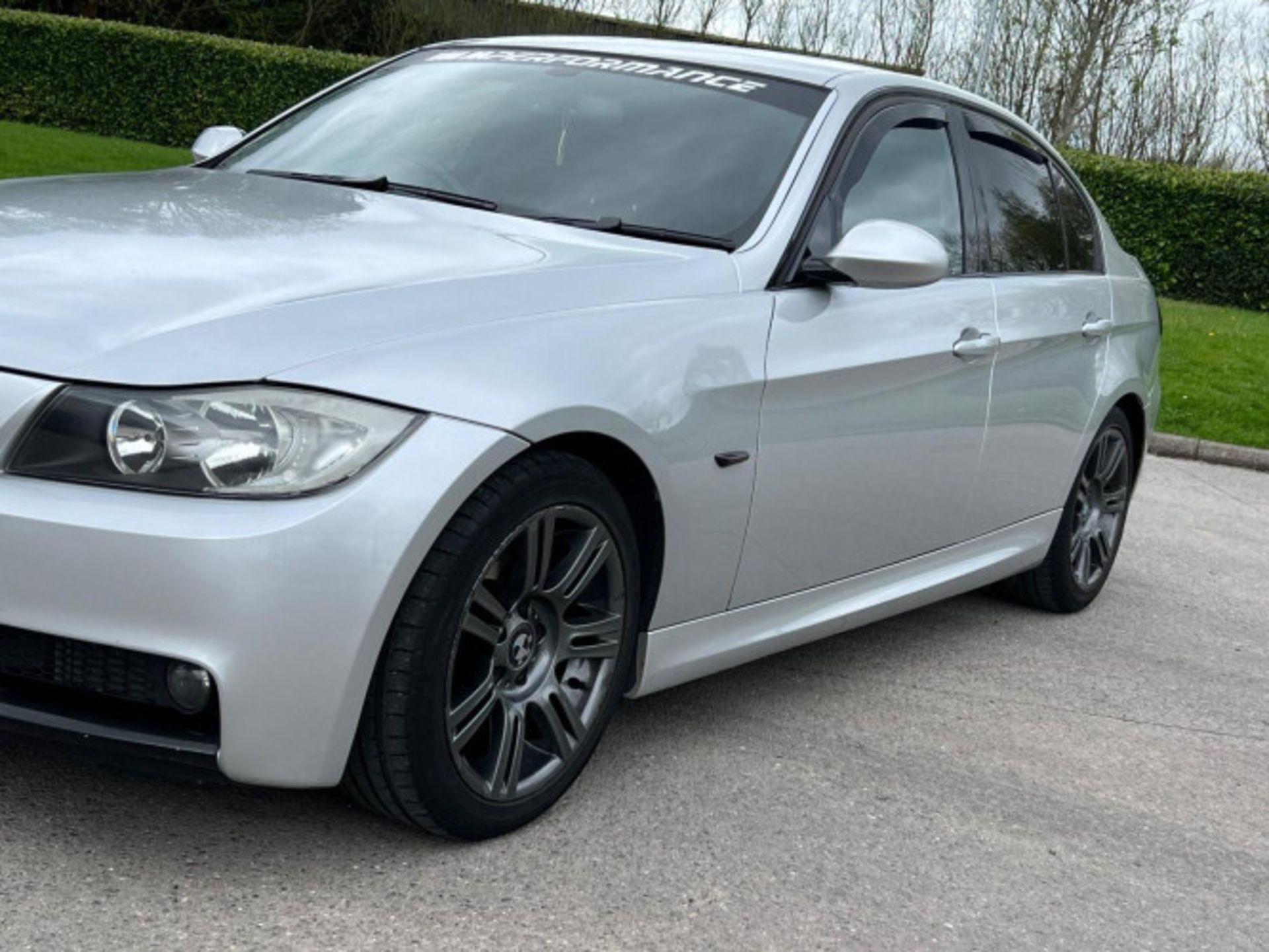 LUXURIOUS PERFORMANCE: 2006 BMW 3 SERIES 2.0 320D M SPORT AUTOMATIC >>--NO VAT ON HAMMER--<< - Image 3 of 98