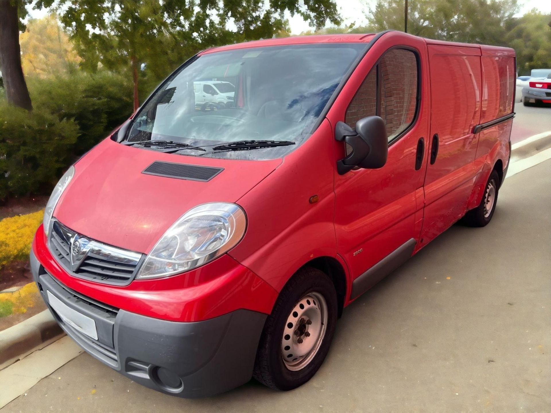 2013 VAUXHALL VIVARO LWB L2 PANEL VAN (ONLY 90K MILES) - Image 2 of 12