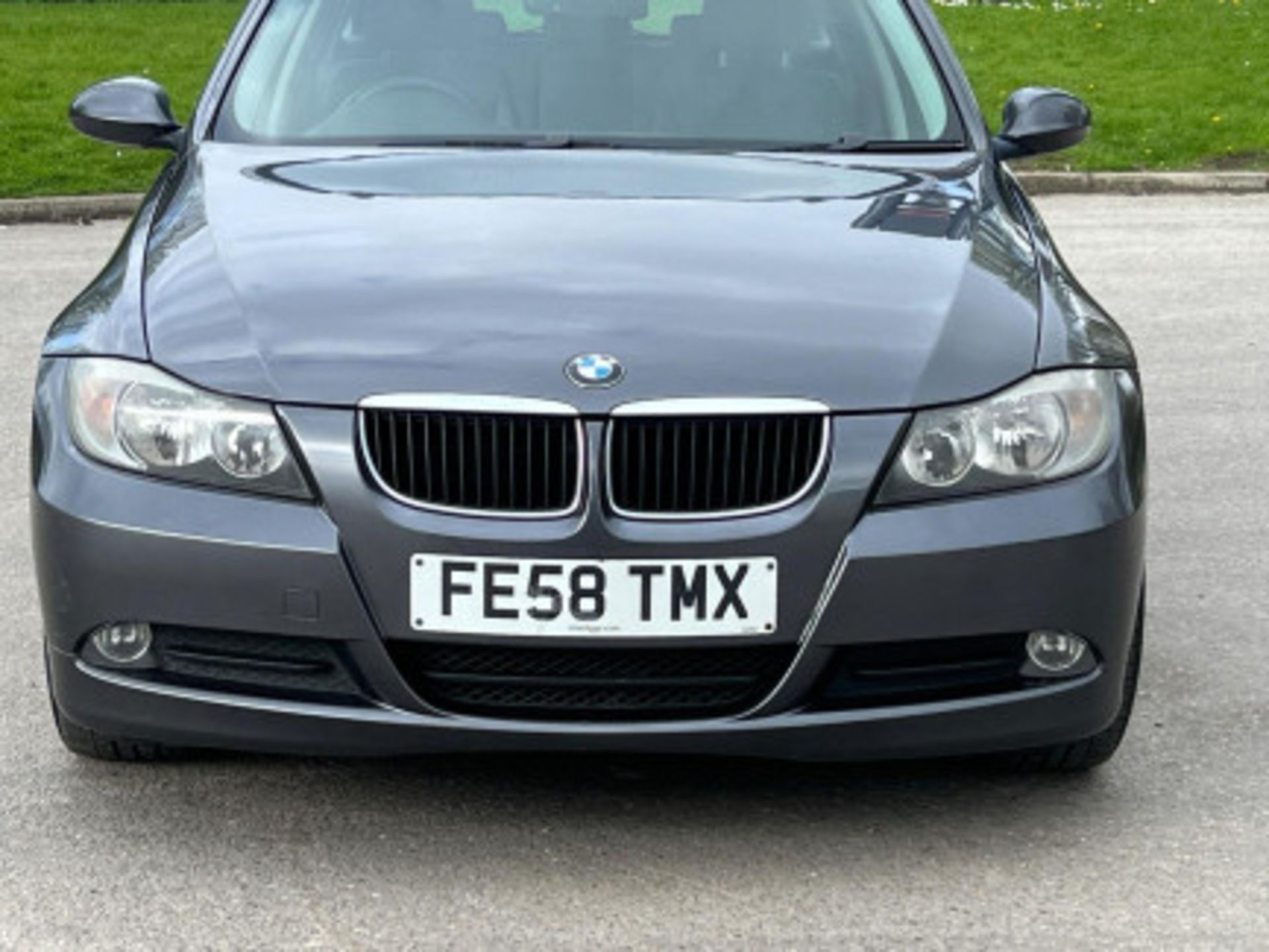 LUXURY ON WHEELS: BMW 3 SERIES 320D SE TOURING >>--NO VAT ON HAMMER--<< - Image 45 of 122