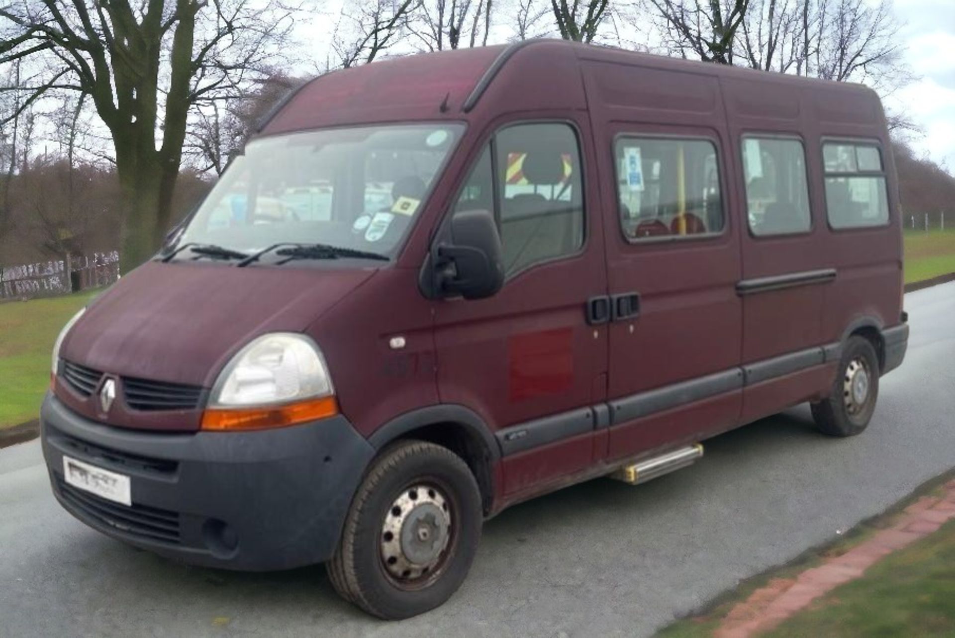 **SPARES OR REPAIRS** 2007 RENAULT MASTER LWB MINIBUS - Image 5 of 12