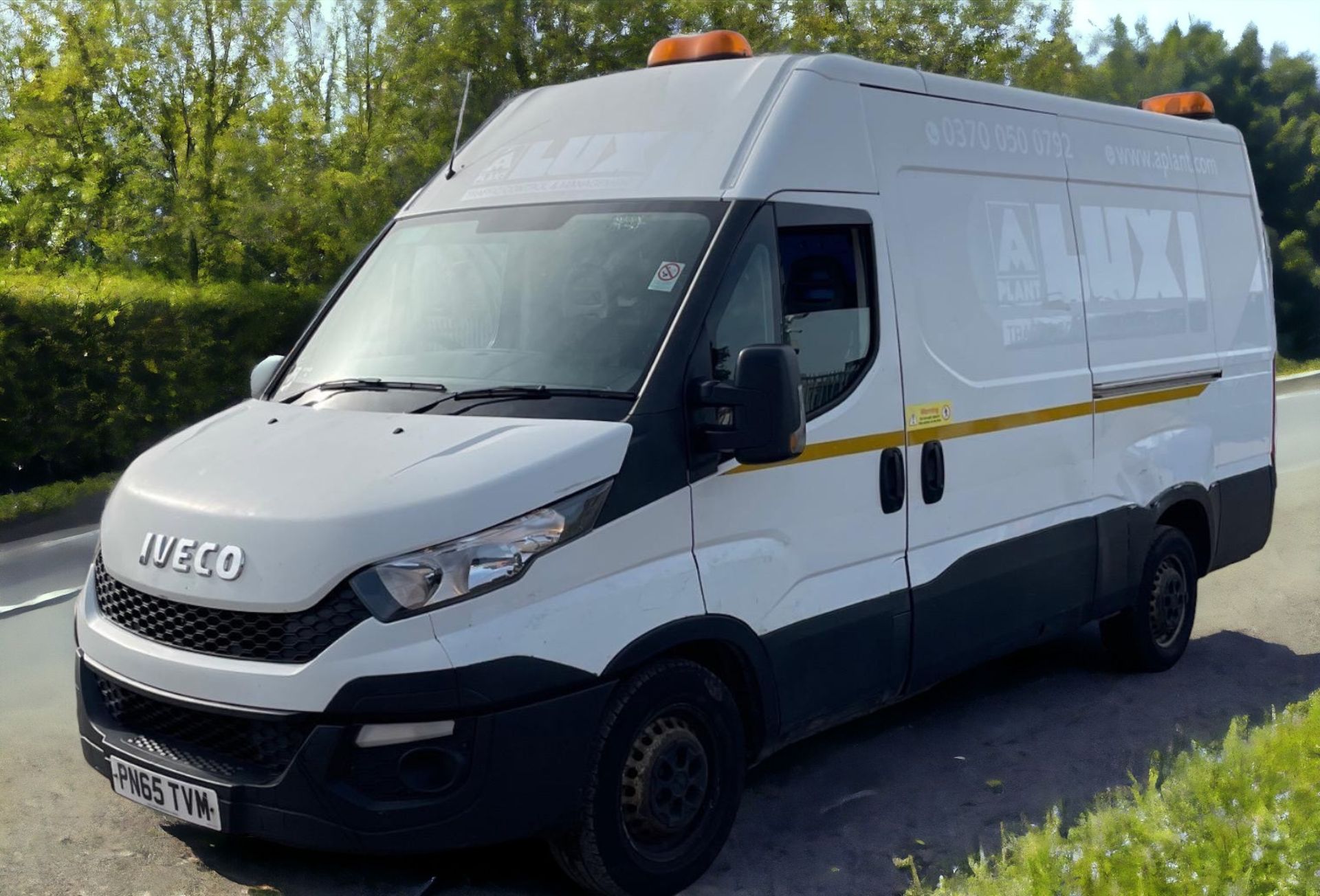 2015-65 REG IVECO DAILY 35S11 MWB L2H1 - HPI CLEAR - READY TO GO! - Image 2 of 12