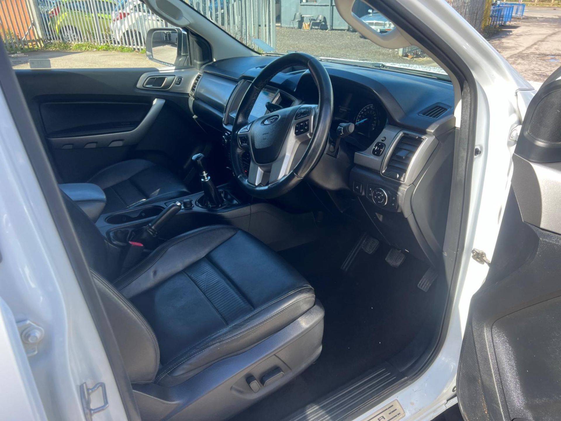 2020 FORD RANGER DOUBLE CAB LIMITED (ONLY 60 K MILES) - Image 9 of 14