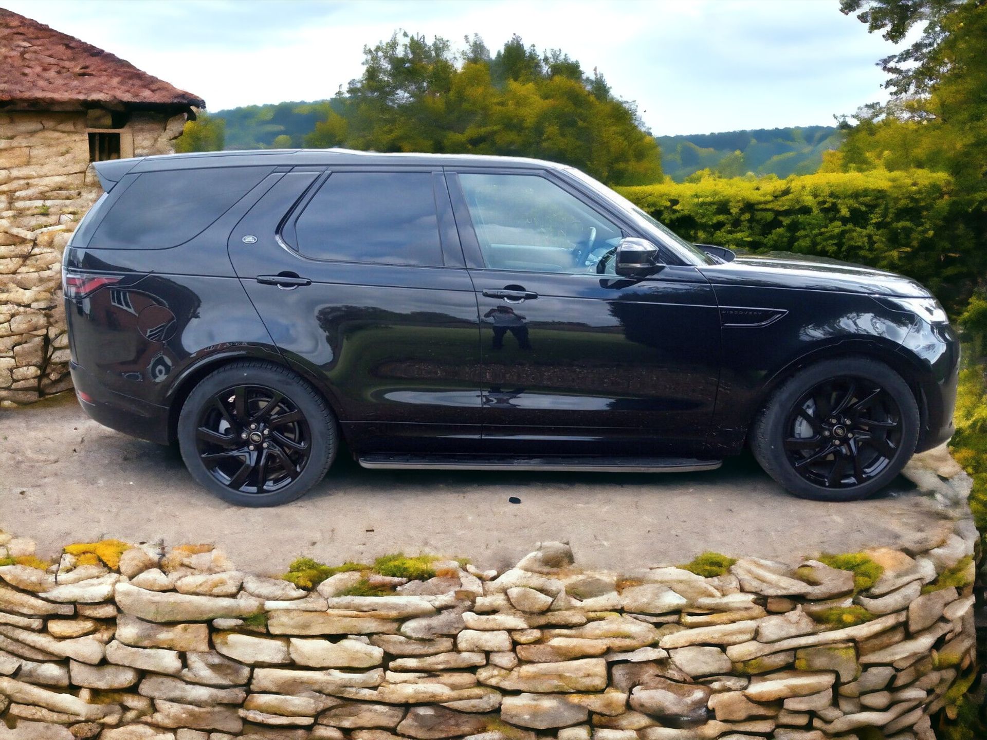 2022 LAND ROVER DISCOVERY R DYNAMIC HSE - RARE REAR SEAT CONVERSION - IMMACULATE CONDITION! - Image 4 of 18