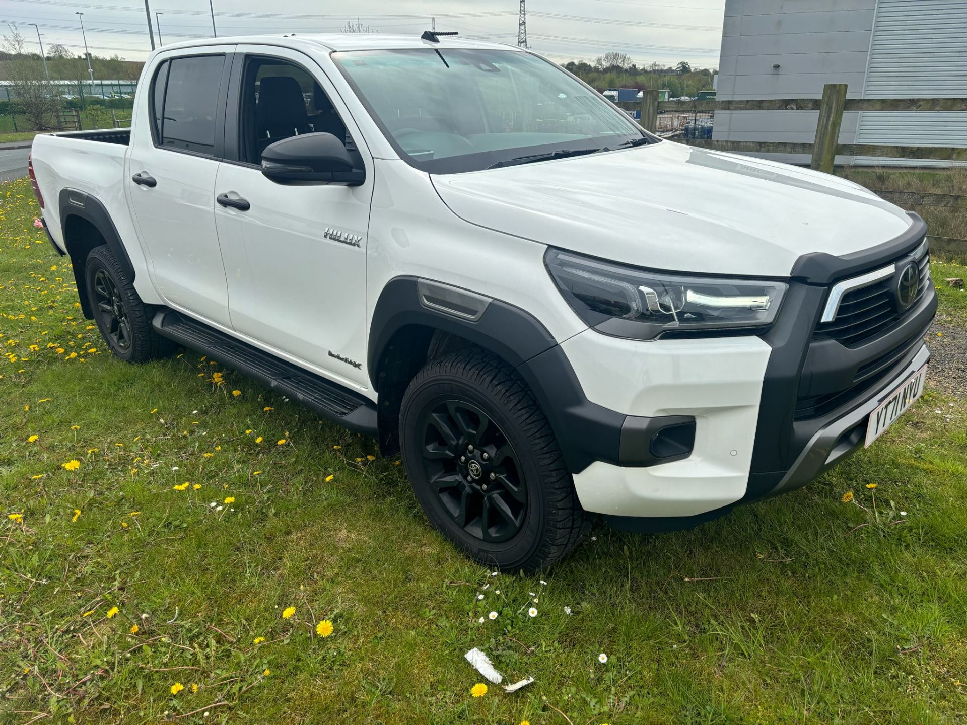 >>>SPECIAL CLEARANCE<<< TOYOTA 2022 HILUX INVINCIBLE X **ONLY 23K MILES