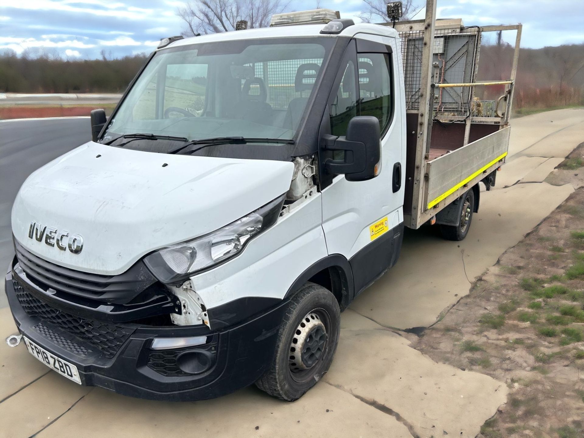 2018-18 REG IVECO DAILY DROPSIDE HI MATIC HPI CLEAR - Image 3 of 8