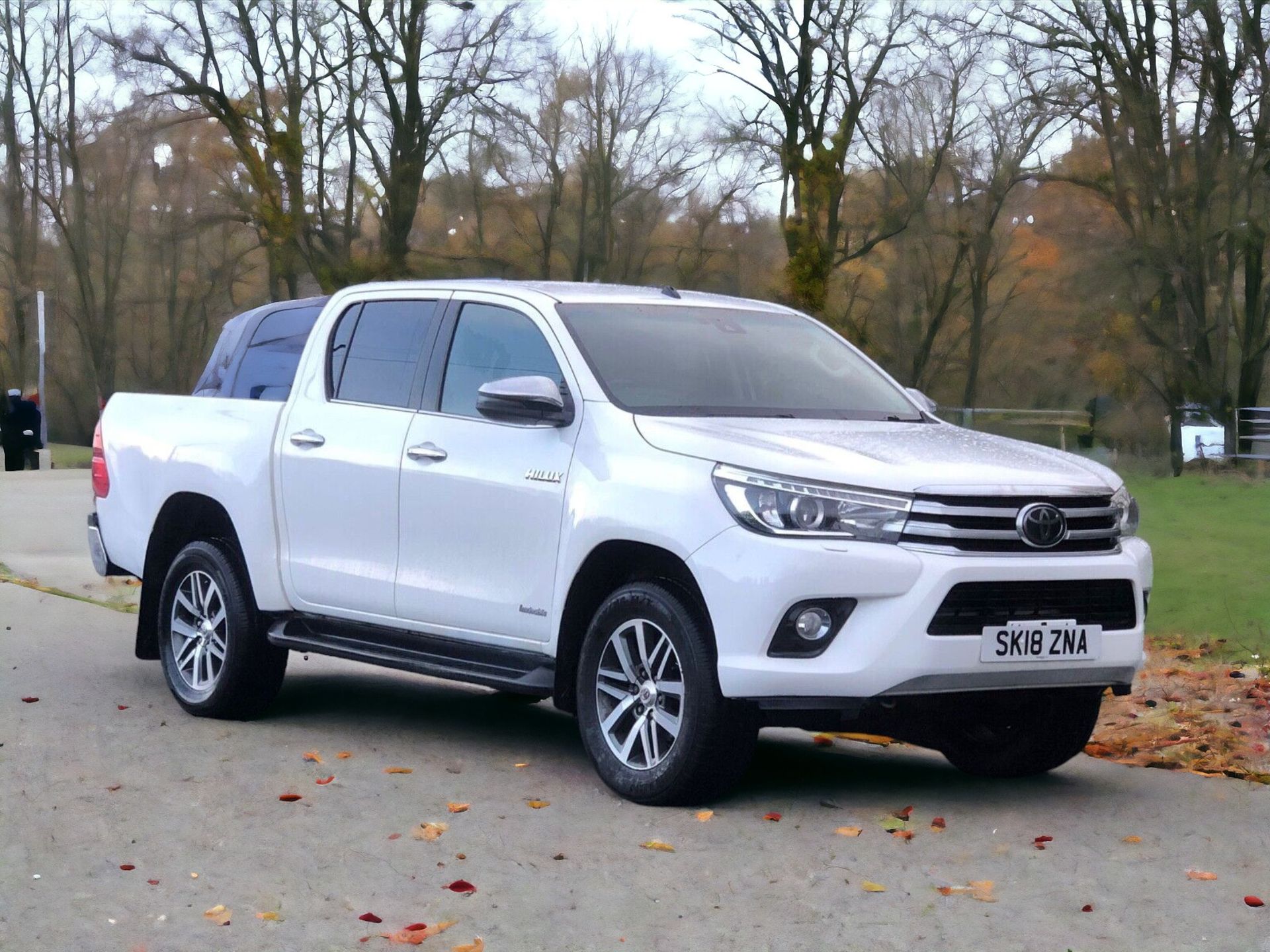 2018/18 TOYOTA HILUX 2.4 INVINCIBLE DOUBLE CAB OFF-ROAD VEHICLE >>--NO VAT ON HAMMER--<< - Image 5 of 15