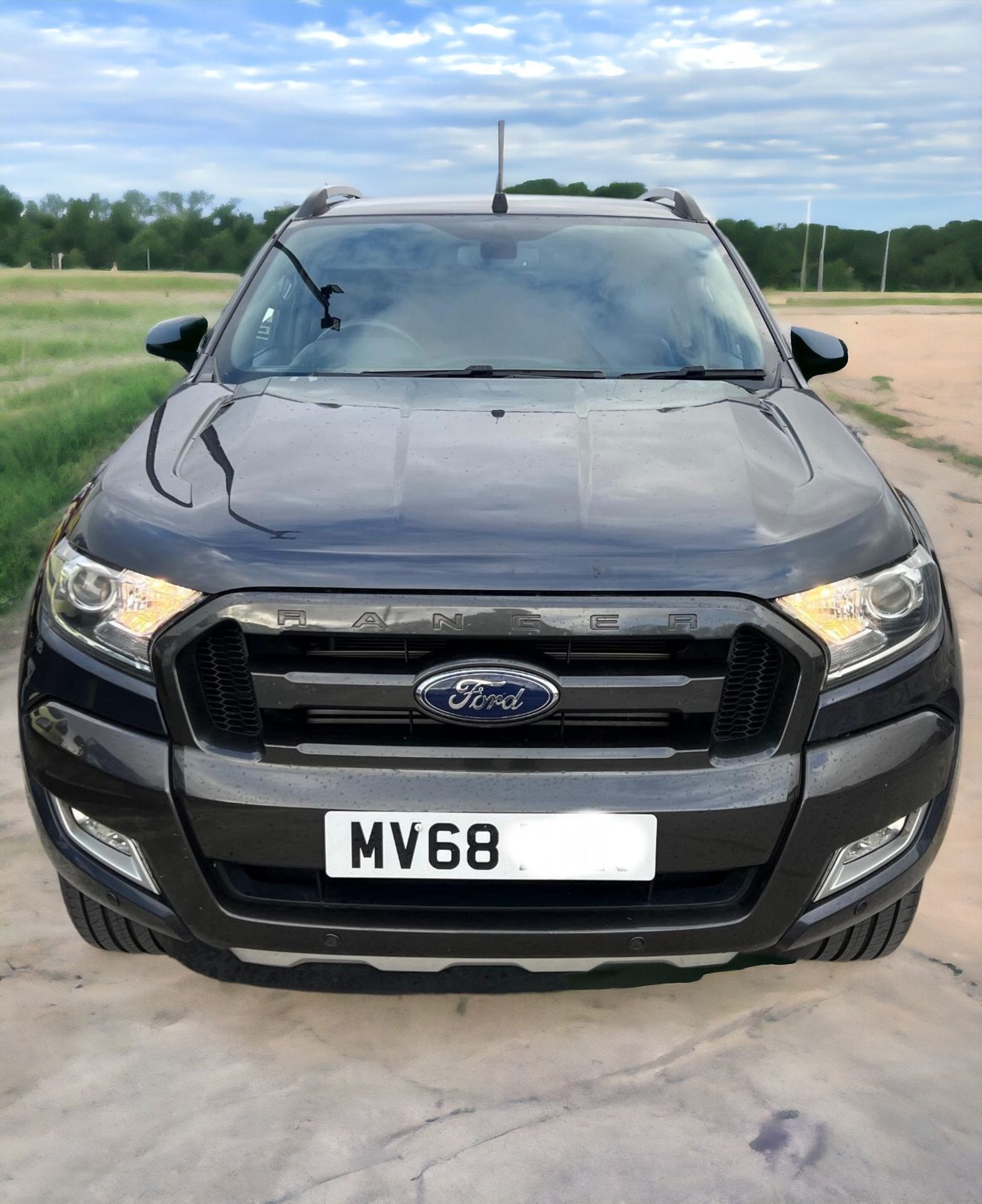 2018 FORD RANGER WILDTRAK DOUBLE CAB - ADVENTURE AWAITS - Image 7 of 21