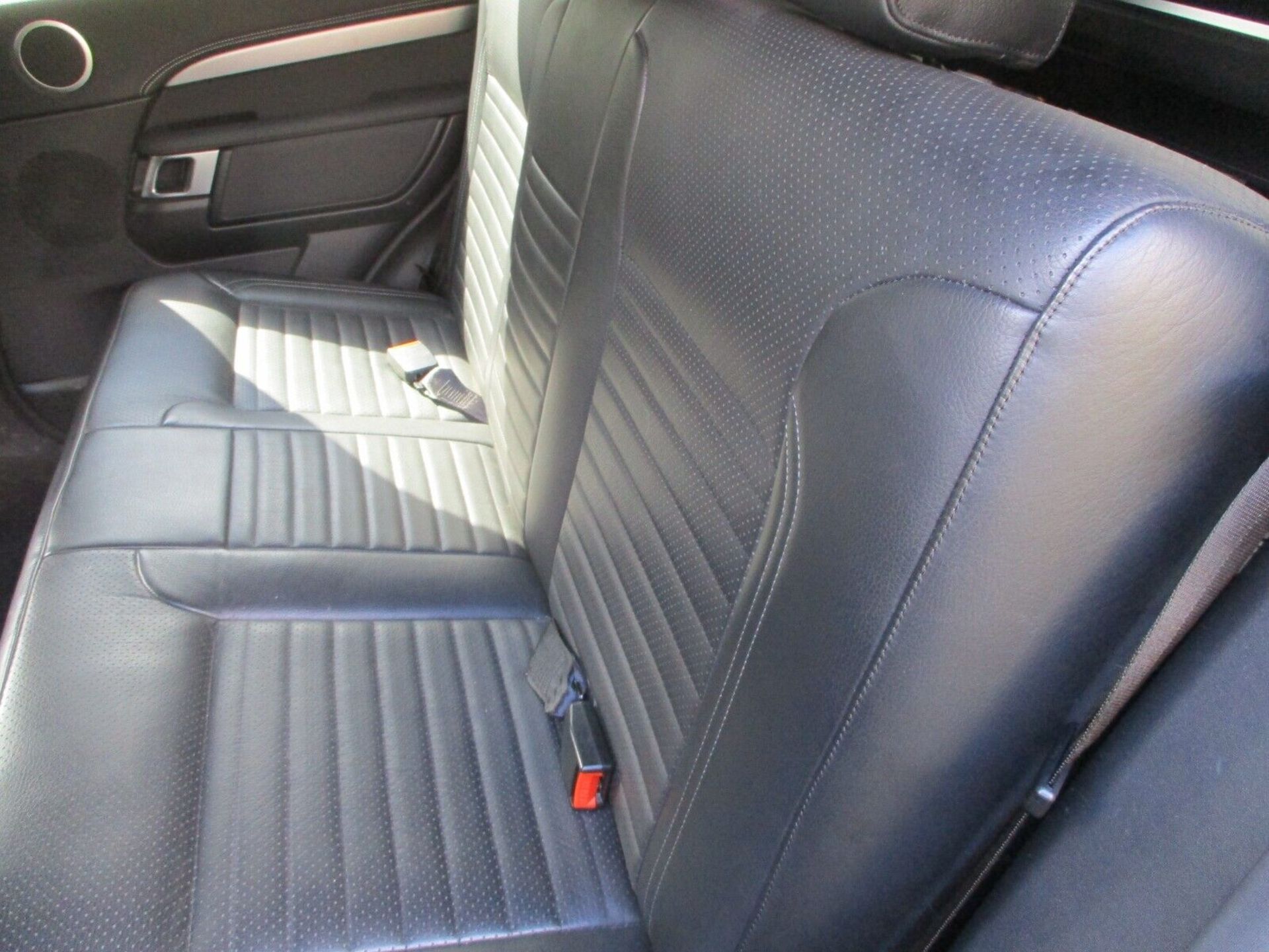 2022 LAND ROVER DISCOVERY R DYNAMIC HSE - RARE REAR SEAT CONVERSION - IMMACULATE CONDITION! - Image 14 of 18