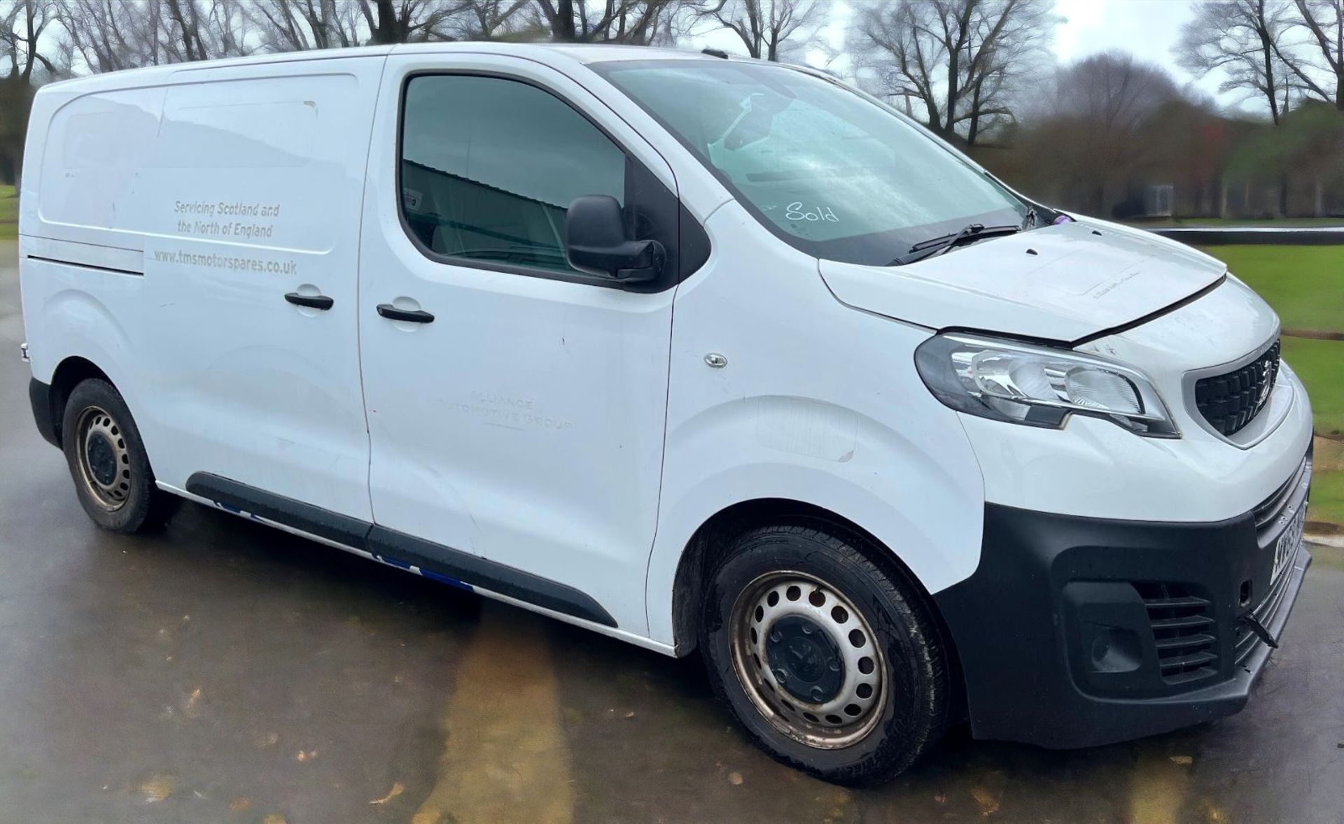2019 PEUGEOT EXPERT PROFESSIONAL - SPACIOUS AND FEATURE-RICH FLEET VAN **SPARES OR REPAIRS** - Image 6 of 13