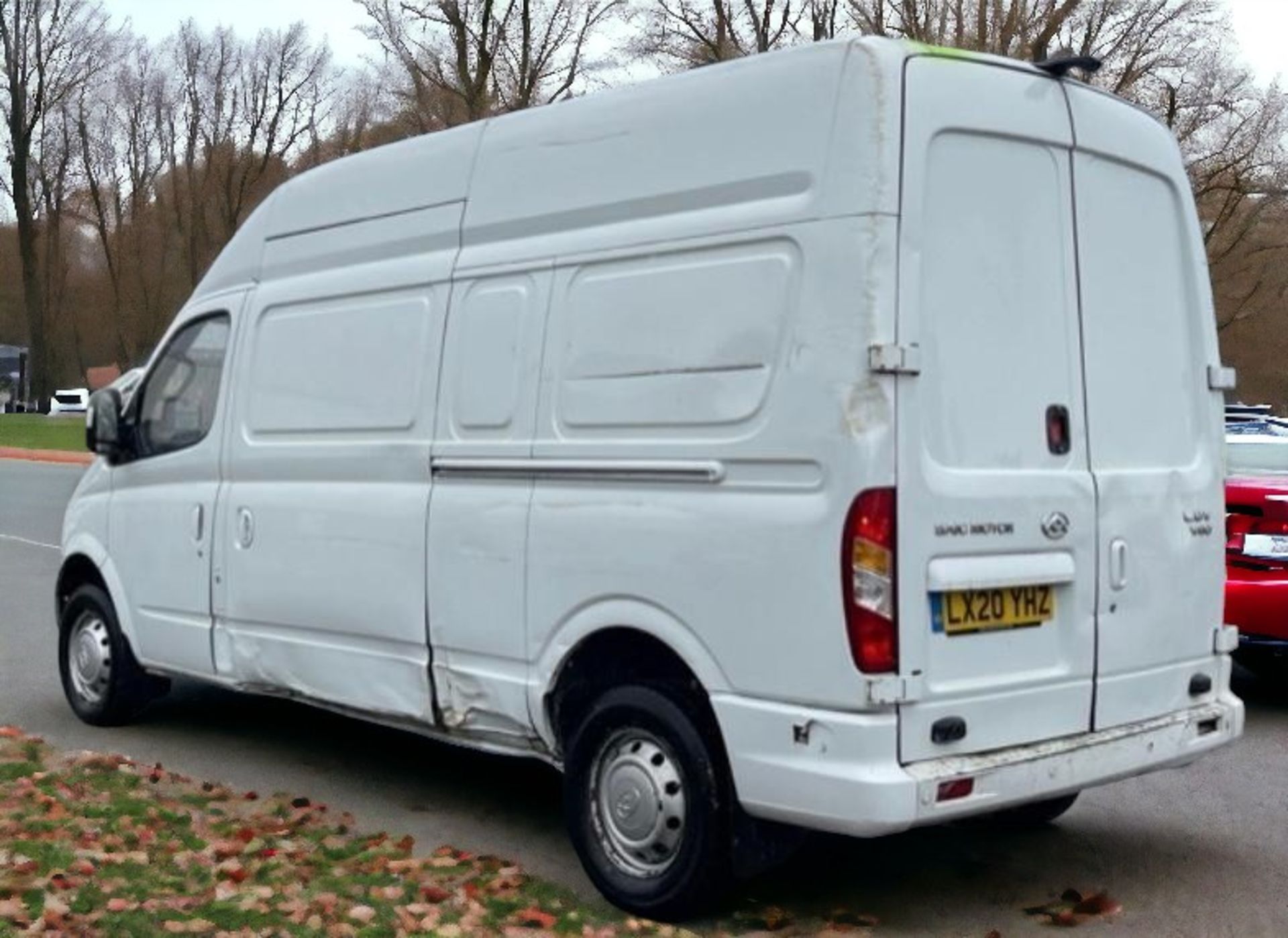 RELIABLE AND SPACIOUS 2020 LDV V80 B1 10 TD L2H2 - Image 2 of 10