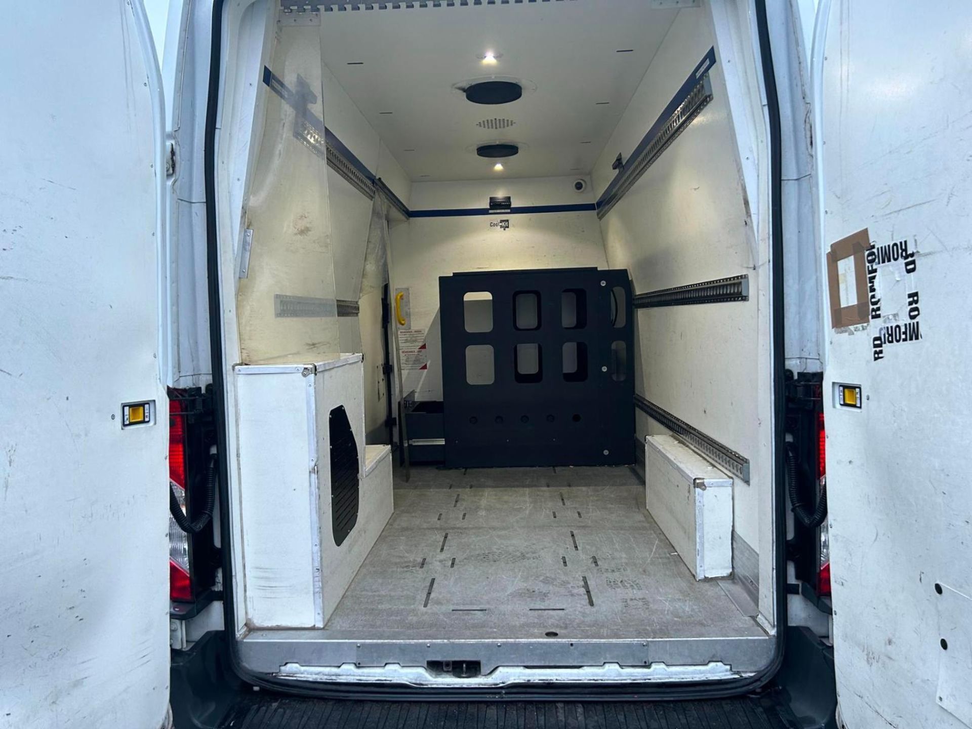 >>>SPECIAL CLEARANCE<<< 2018 FORD TRANSIT 2.0 TDCI 130PS L3 H3 LONG WHEEL BASE PANEL VAN - Image 7 of 13