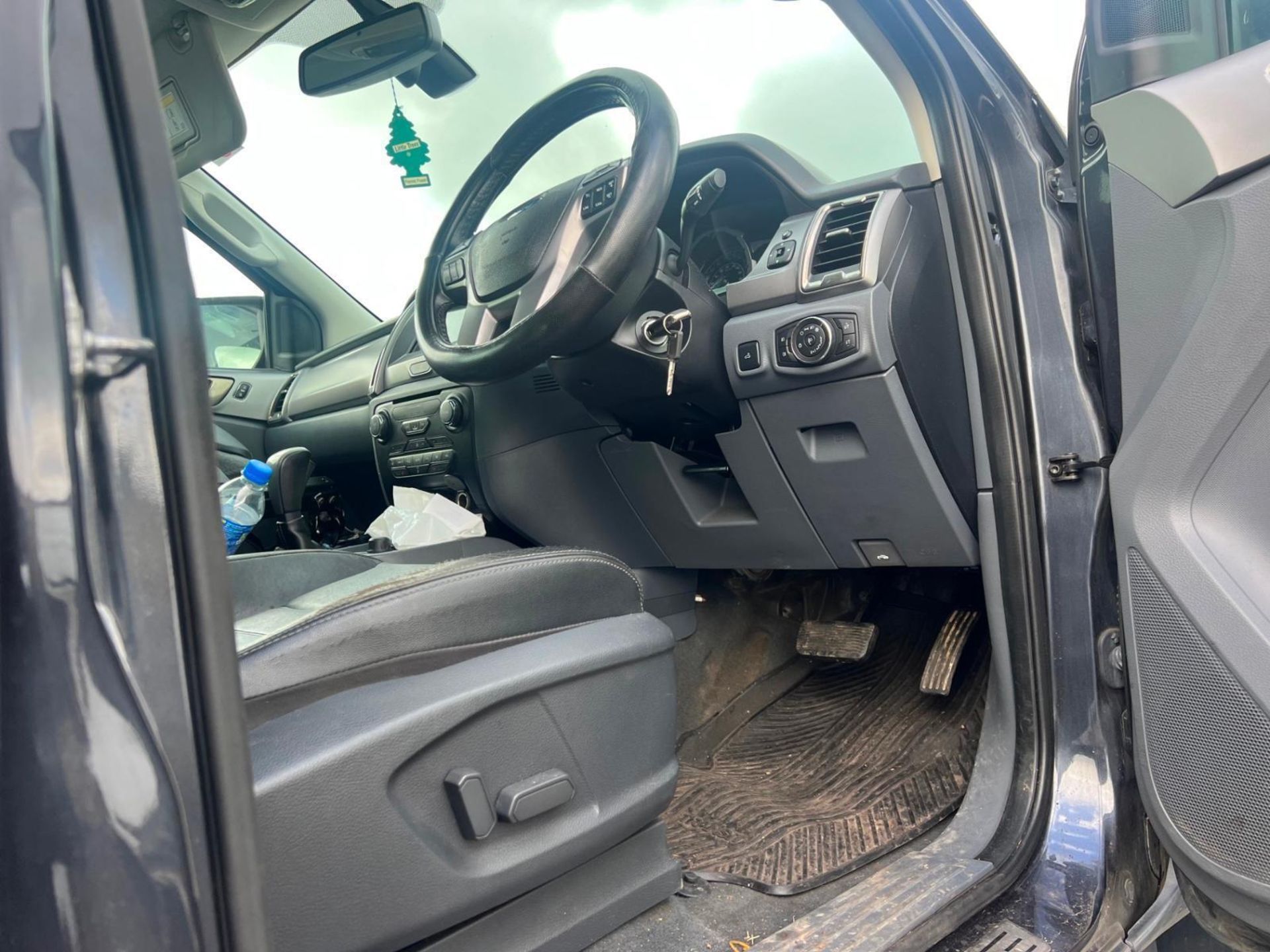 **SPARES OR REPAIRS** 2018 FORD RANGER LIMITED DOUBLE CAB - REVIVED POWER, UNMATCHED LUXURY - Image 6 of 7