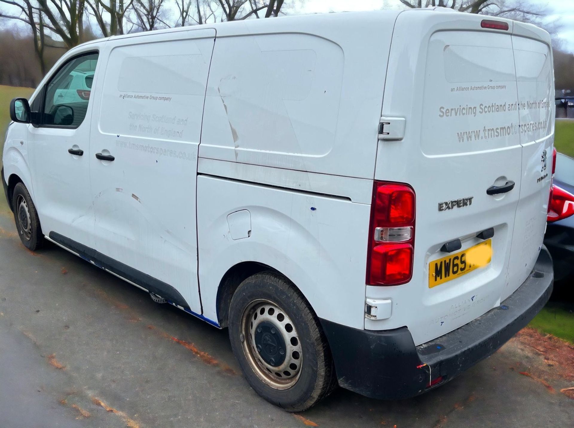 2019 PEUGEOT EXPERT PROFESSIONAL - SPACIOUS AND FEATURE-RICH FLEET VAN **SPARES OR REPAIRS** - Image 5 of 13