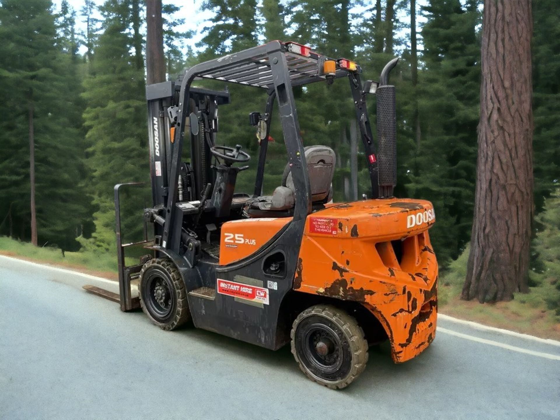 EFFICIENCY ELEVATED: DOOSAN D25GP DIESEL FORKLIFT - Bild 12 aus 13