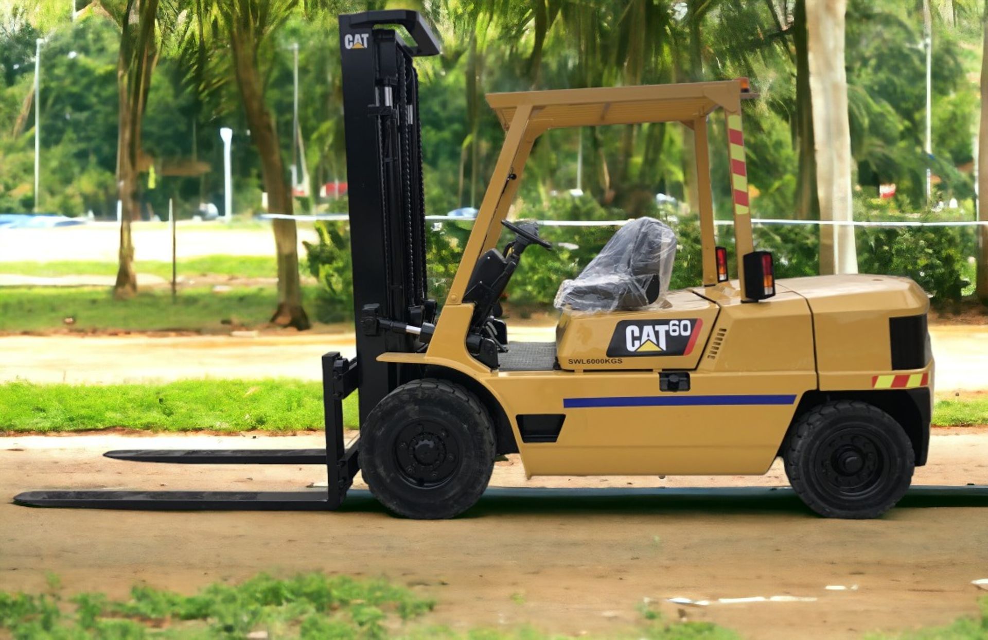 CAT DP 60 (6 TON ) DIESEL FORKLIFT - Image 2 of 9